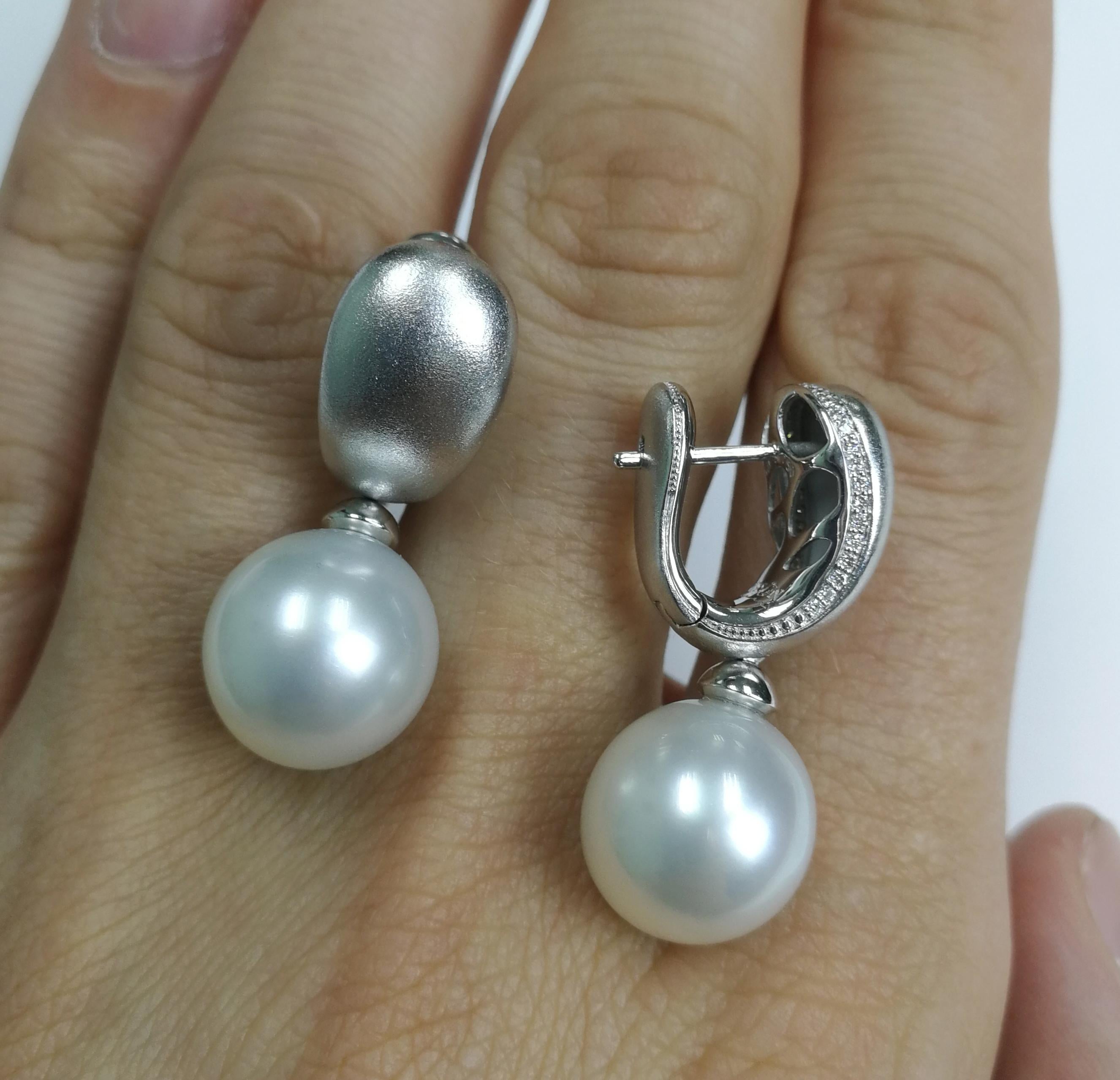 Contemporary White South Sea Pearl Diamonds Earrings For Sale