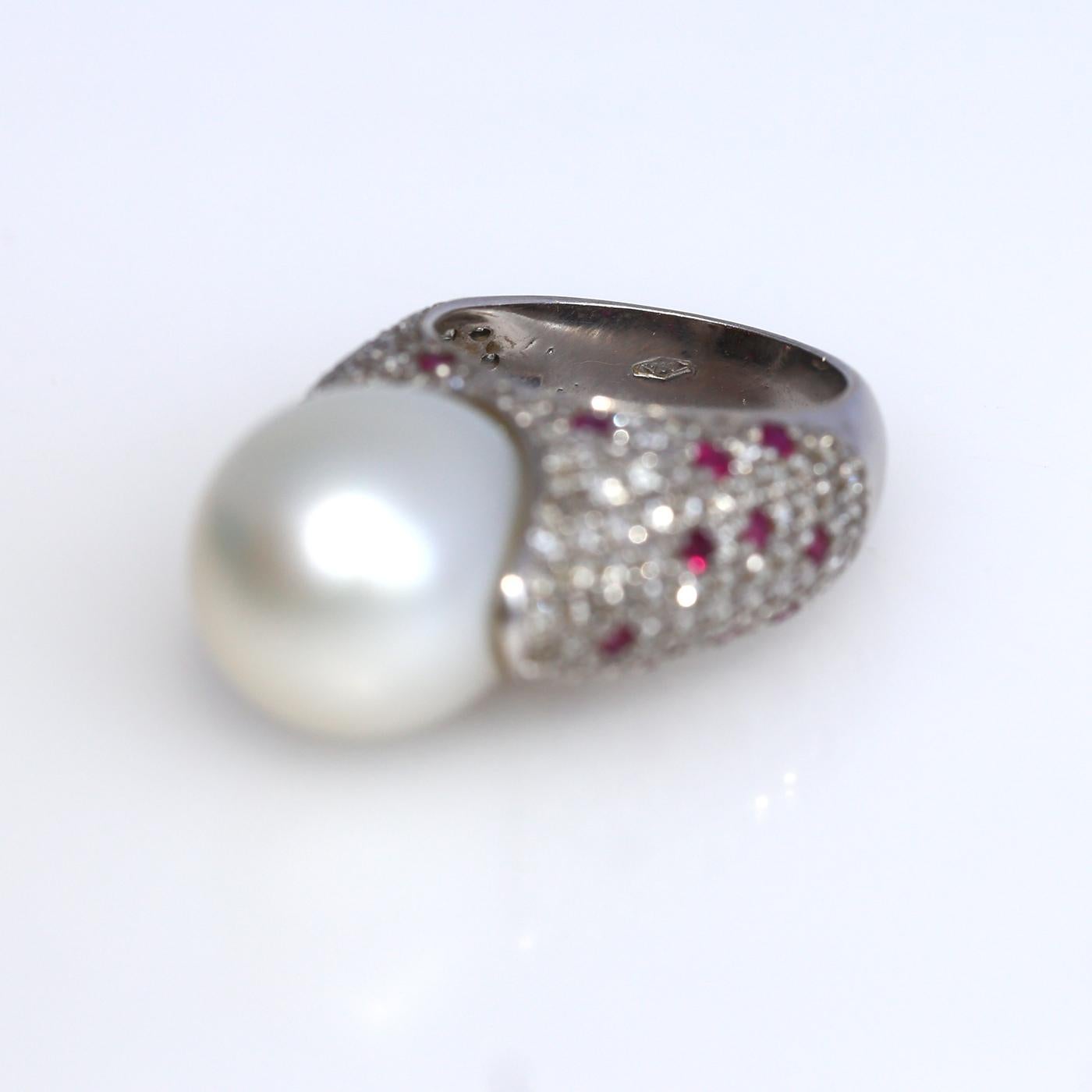 Women's White South Sea Pearl Diamonds Rubies Ring 18k White Gold, 1980