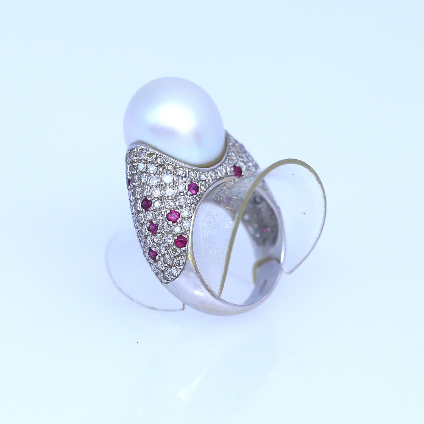 White South Sea Pearl Diamonds Rubies Ring 18k White Gold, 1980 2
