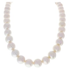 Collar de perlas blancas de los mares del sur