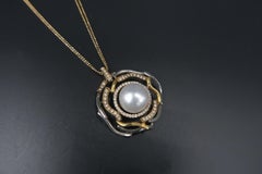 White South Sea Pearl Wavy Pavé Diamond Halo 18K 2-Colour Gold Pendant and Chain