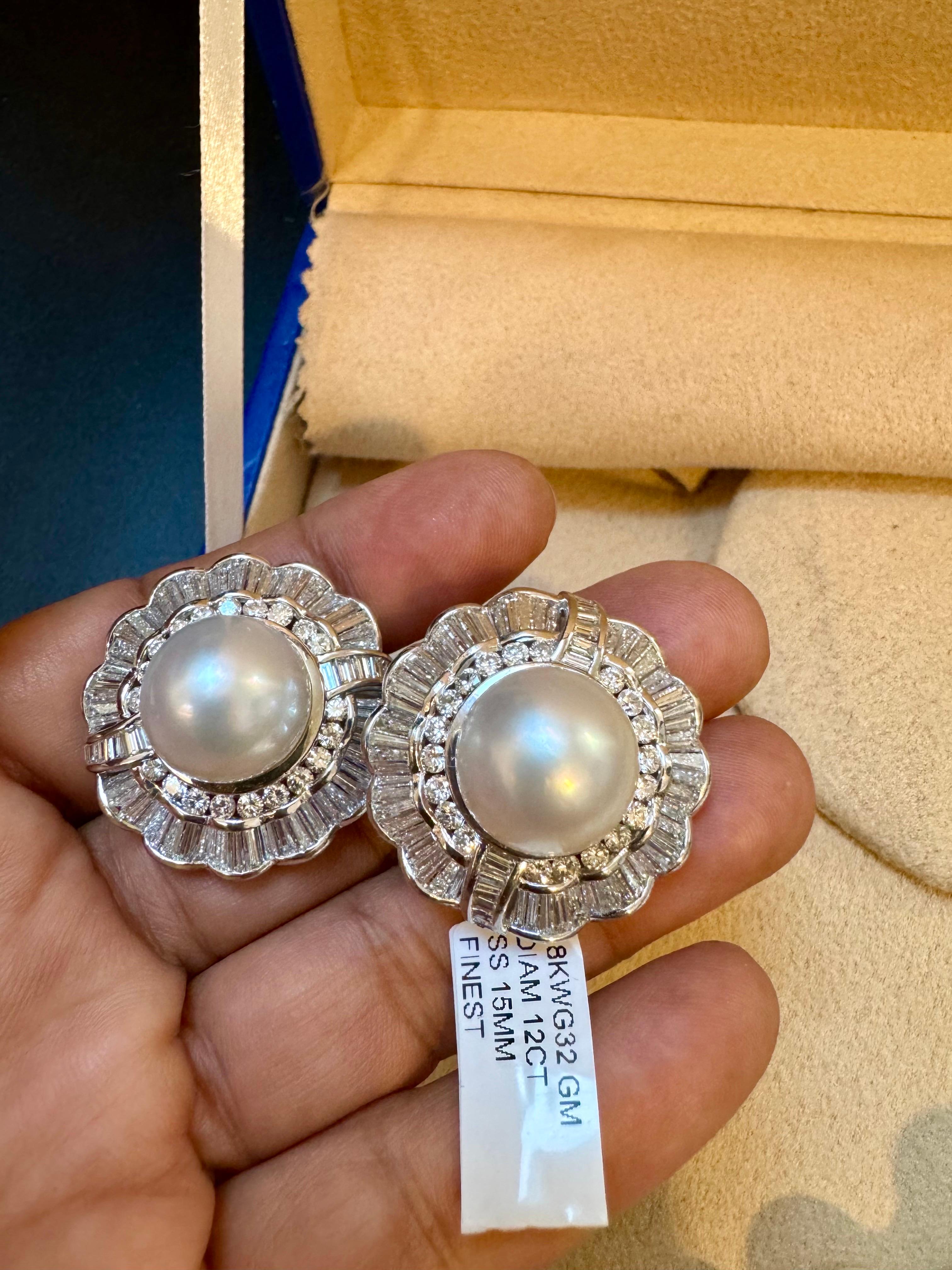White South Sea Pearl with 12 Carat Diamond Cocktail Earrings 18 Karat Gold For Sale 11