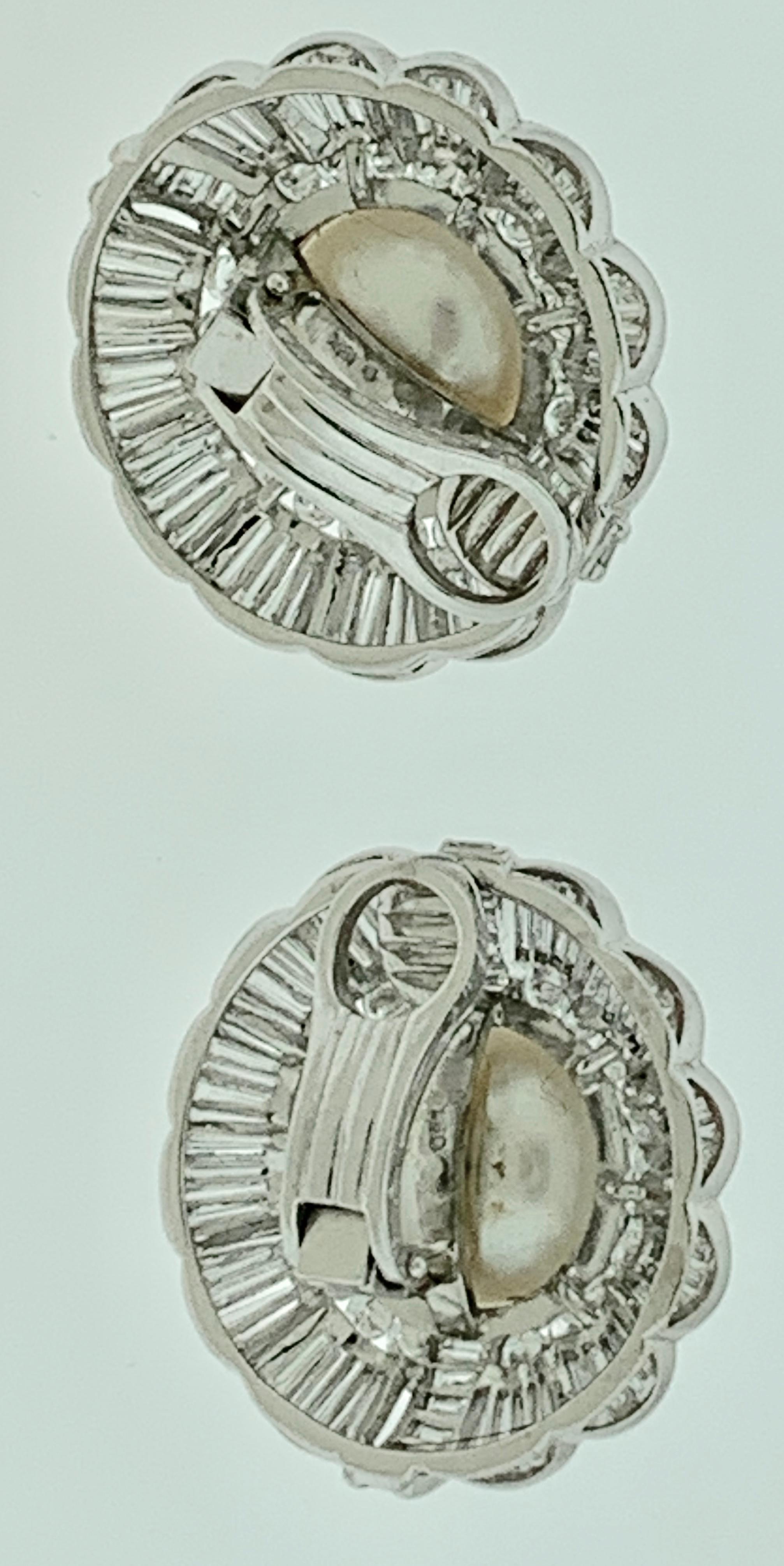 White South Sea Pearl with 12 Carat Diamond Cocktail Earrings 18 Karat Gold For Sale 3