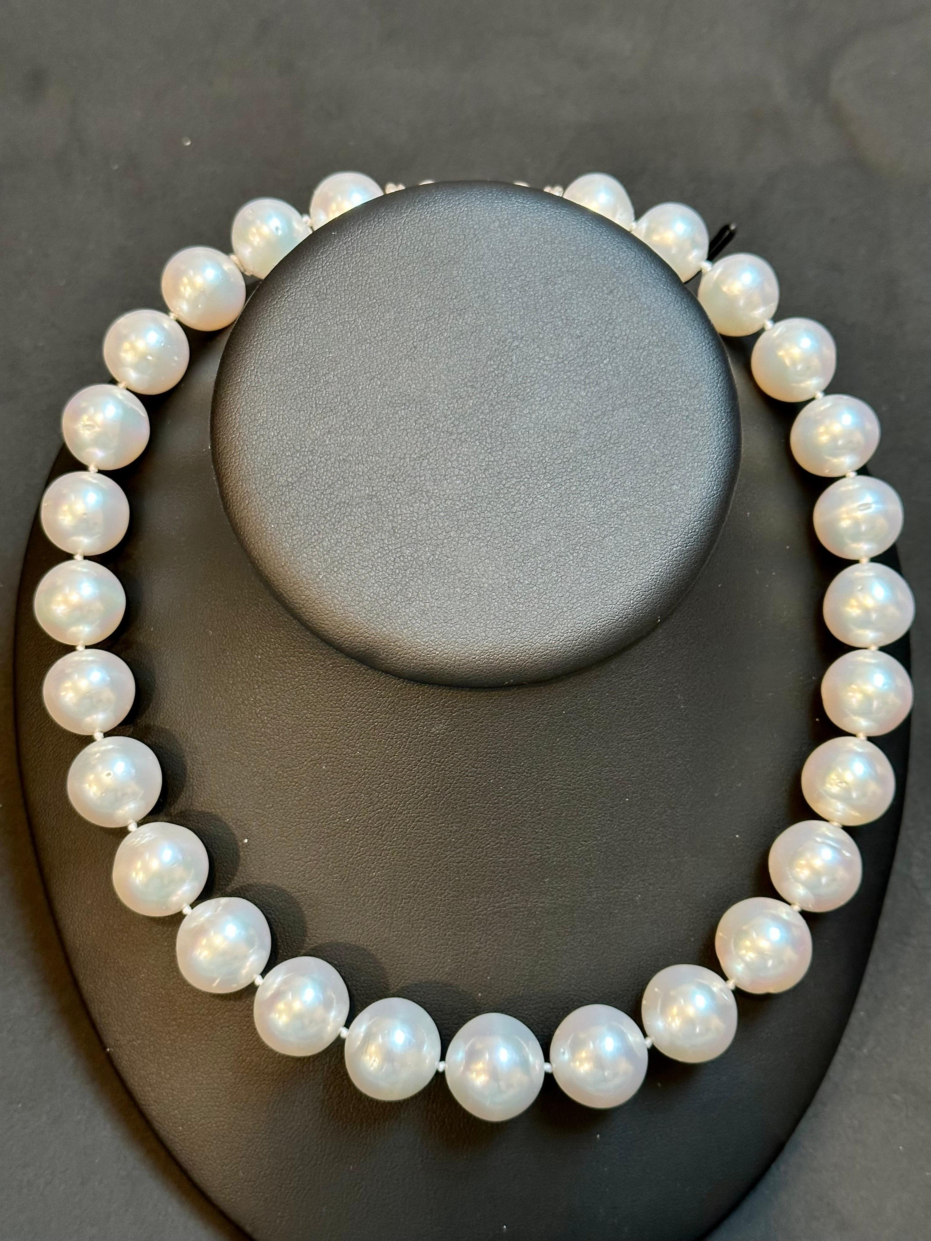 White South Sea Pearls Strand Necklace 18 Karat  White Gold Clasp 10