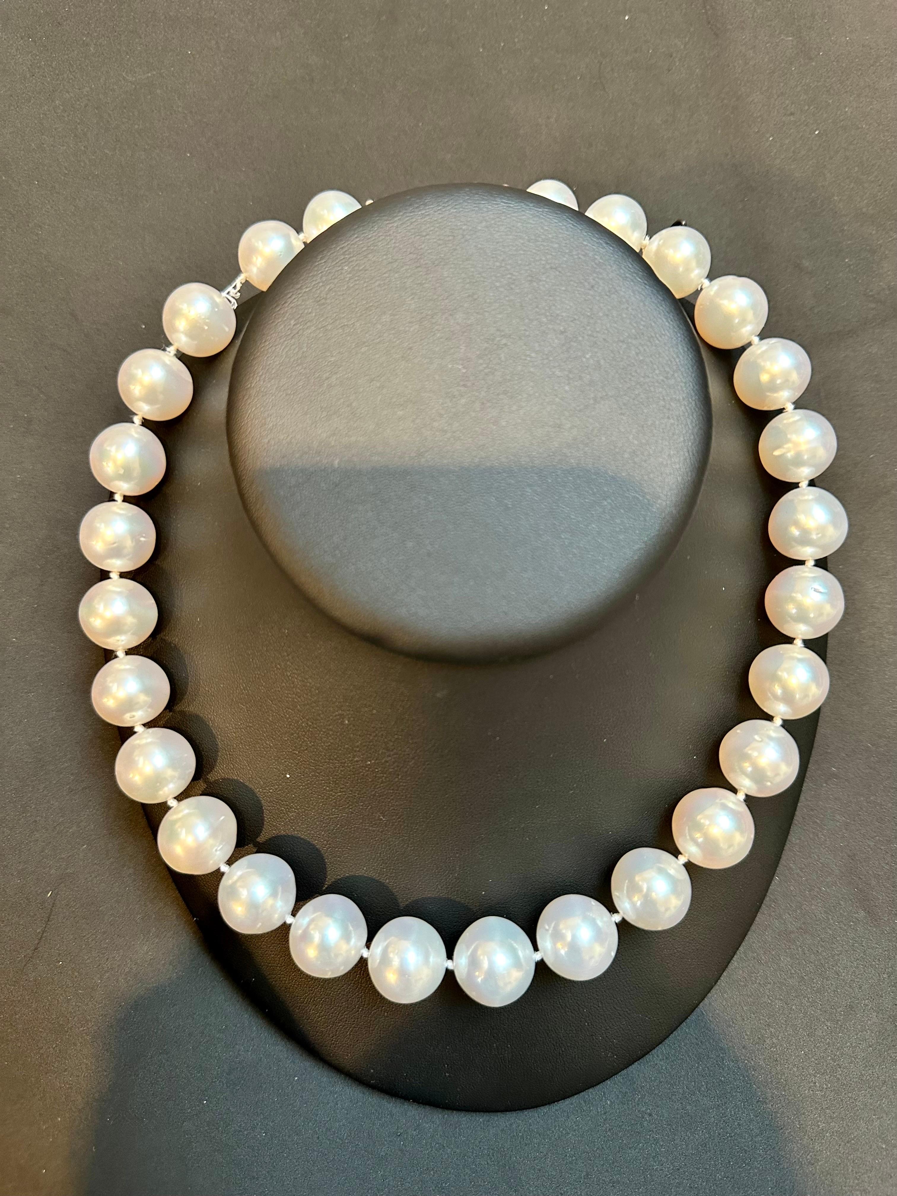 White South Sea Pearls Strand Necklace 18 Karat  White Gold Clasp 4
