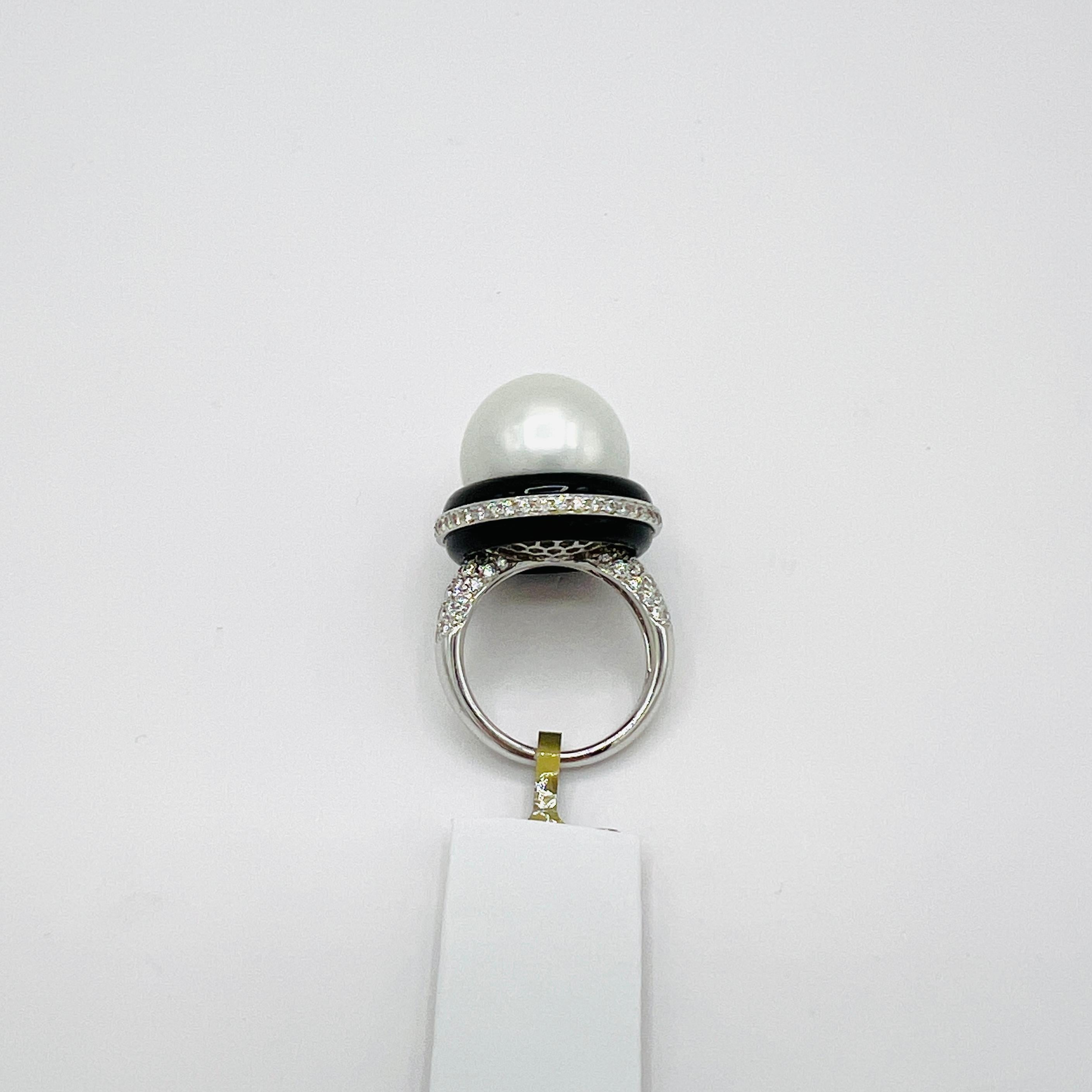 Women's or Men's White South Sea Round Pearl, White Diamond, and Black Onyx Cocktail Ring in 18k For Sale