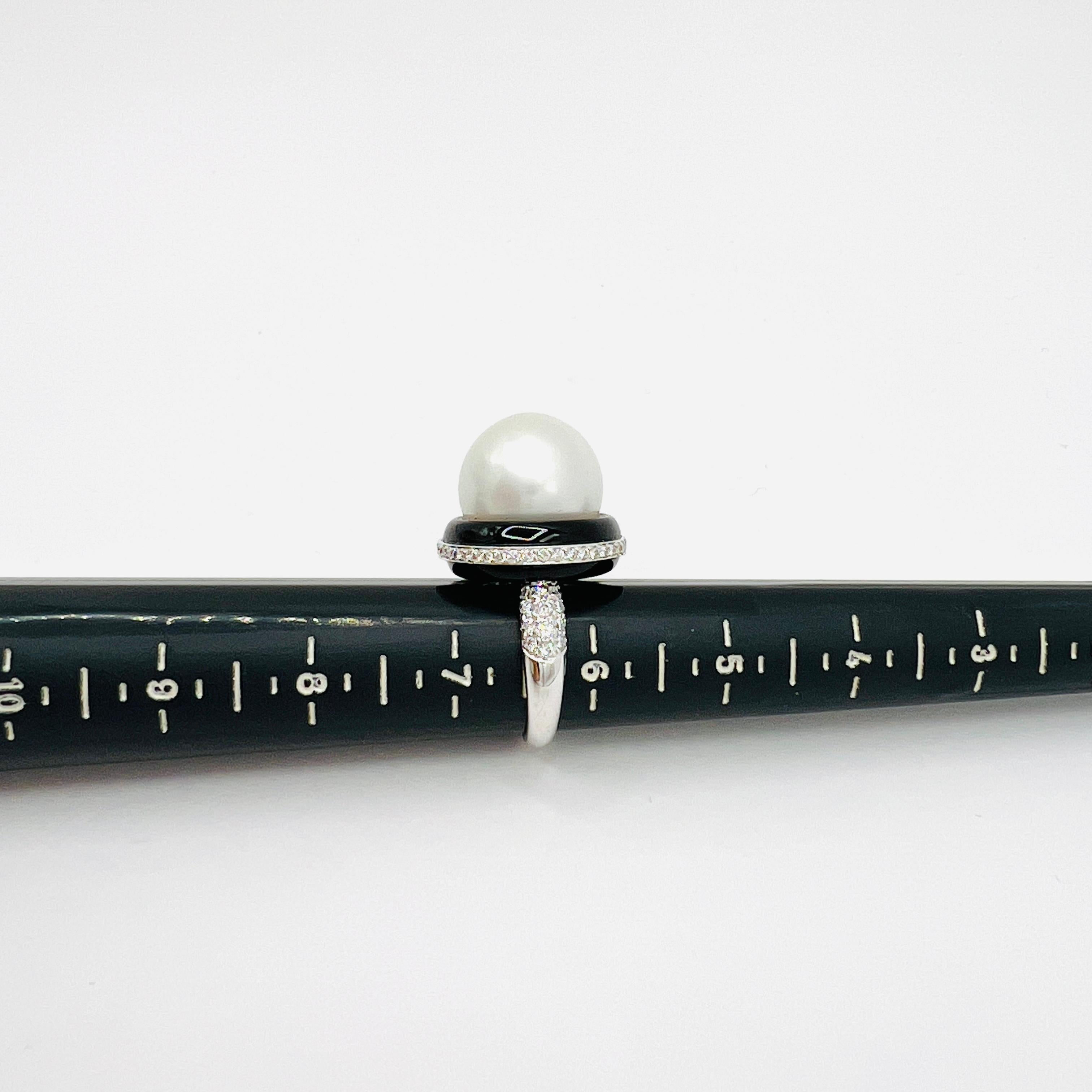 White South Sea Round Pearl, White Diamond, and Black Onyx Cocktail Ring in 18k For Sale 1