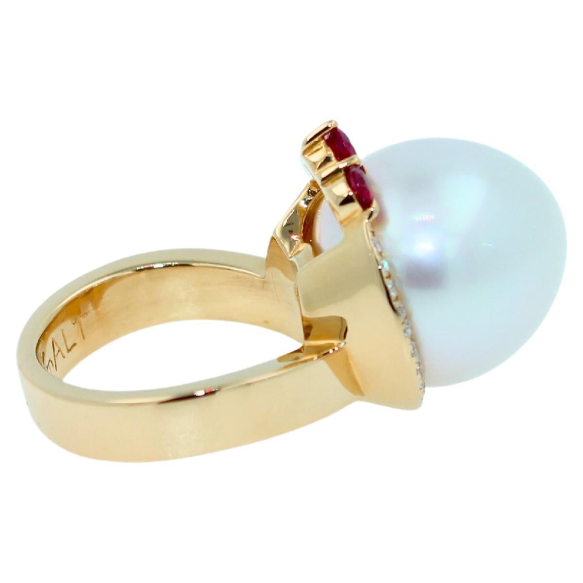 Women's or Men's White South Sea Pearl Diamond Halo Comet Form Pink Red Spinel 18 Karat Gold Ring For Sale