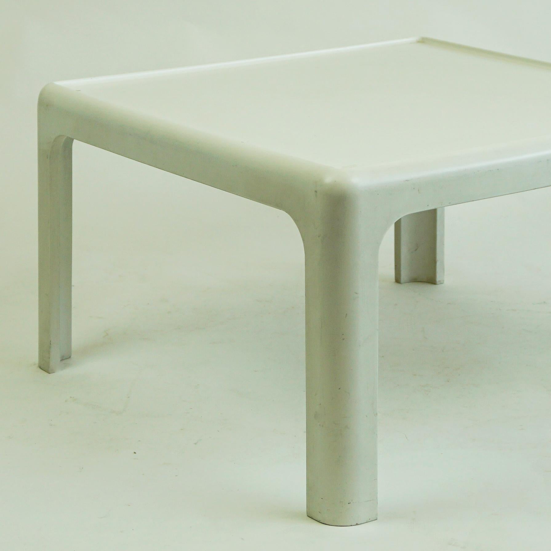 peter ghyczy coffee table