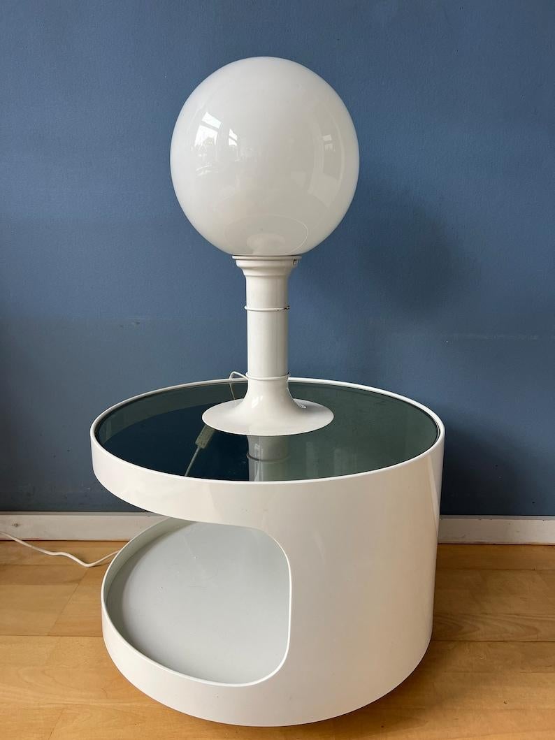 White Space Age Table Lamp with Opaline Glass Shade by Woja Holland, 1970s For Sale 1