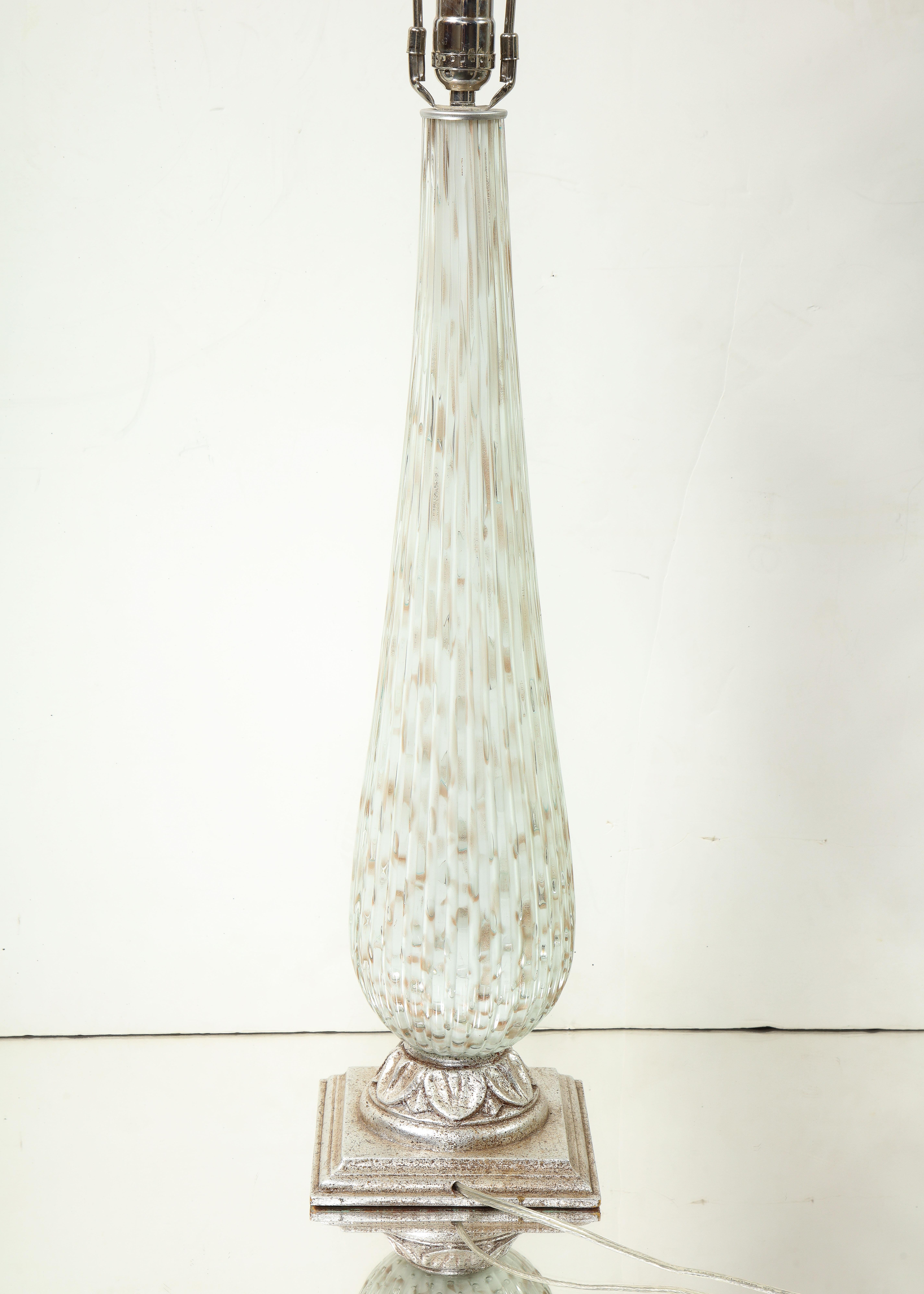 White Speckled Murano Glass Table Lamp For Sale 2