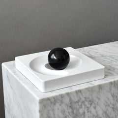 Centro de mesa blanco 'Spiros' de Eleonore Peduzzi Riva para Artemide, años 70