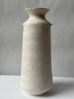 Vaso Alavastron in gres bianco di Elena Vasilantonaki