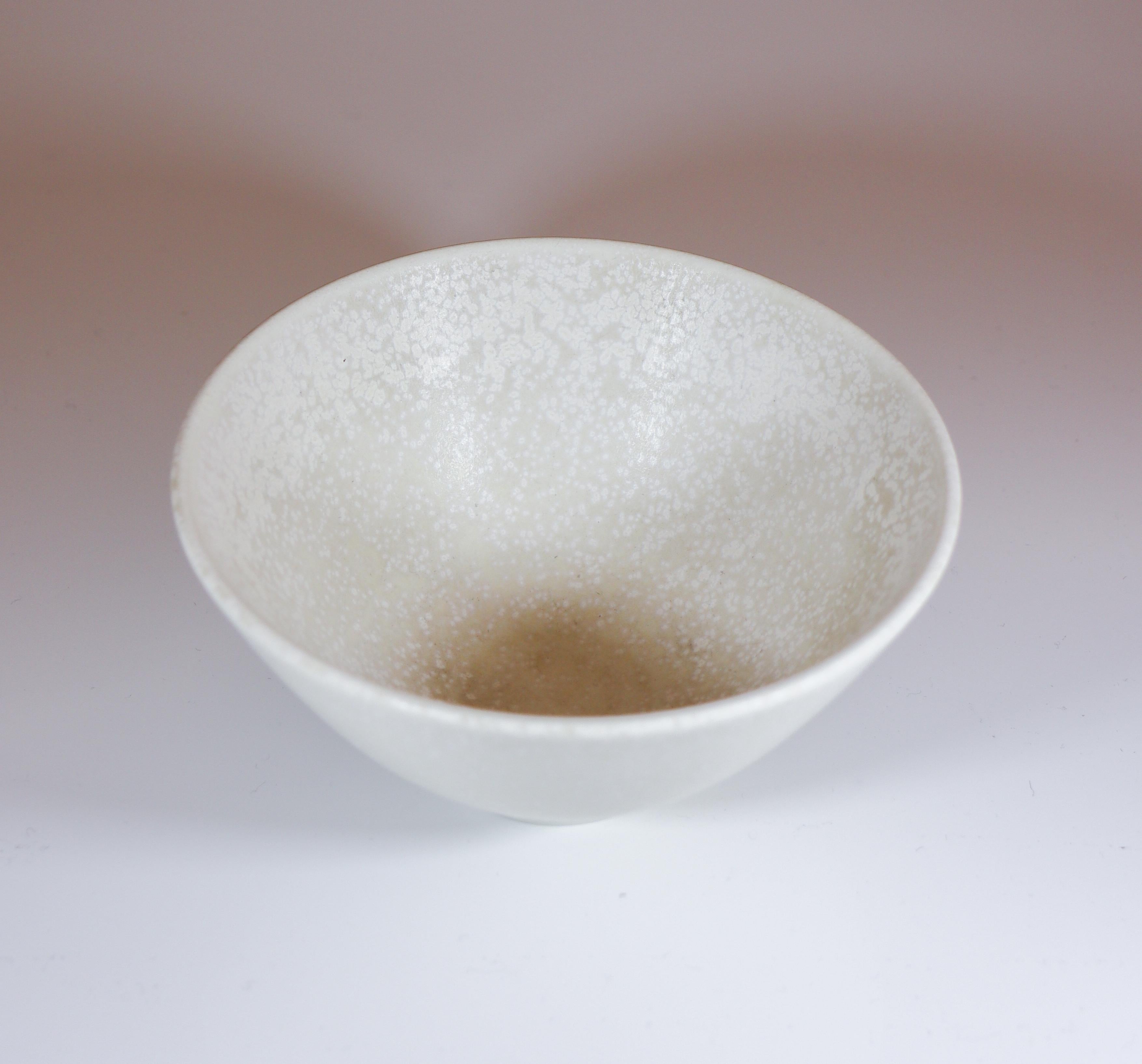 Grès porcellanato Ciotola in gres bianco - Gunnar Nylund - Rörstrand - Medioevo moderno in vendita