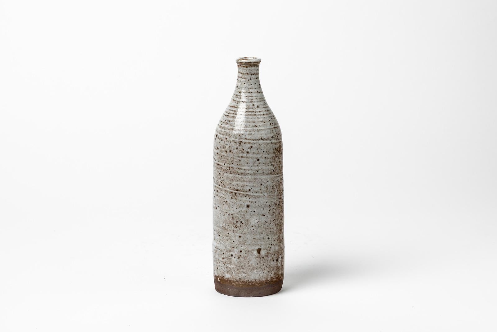 Mid-Century Modern White Stoneware Ceramic Bottle Vase by Pol Chambost in Ratilly 1976 Design For Sale