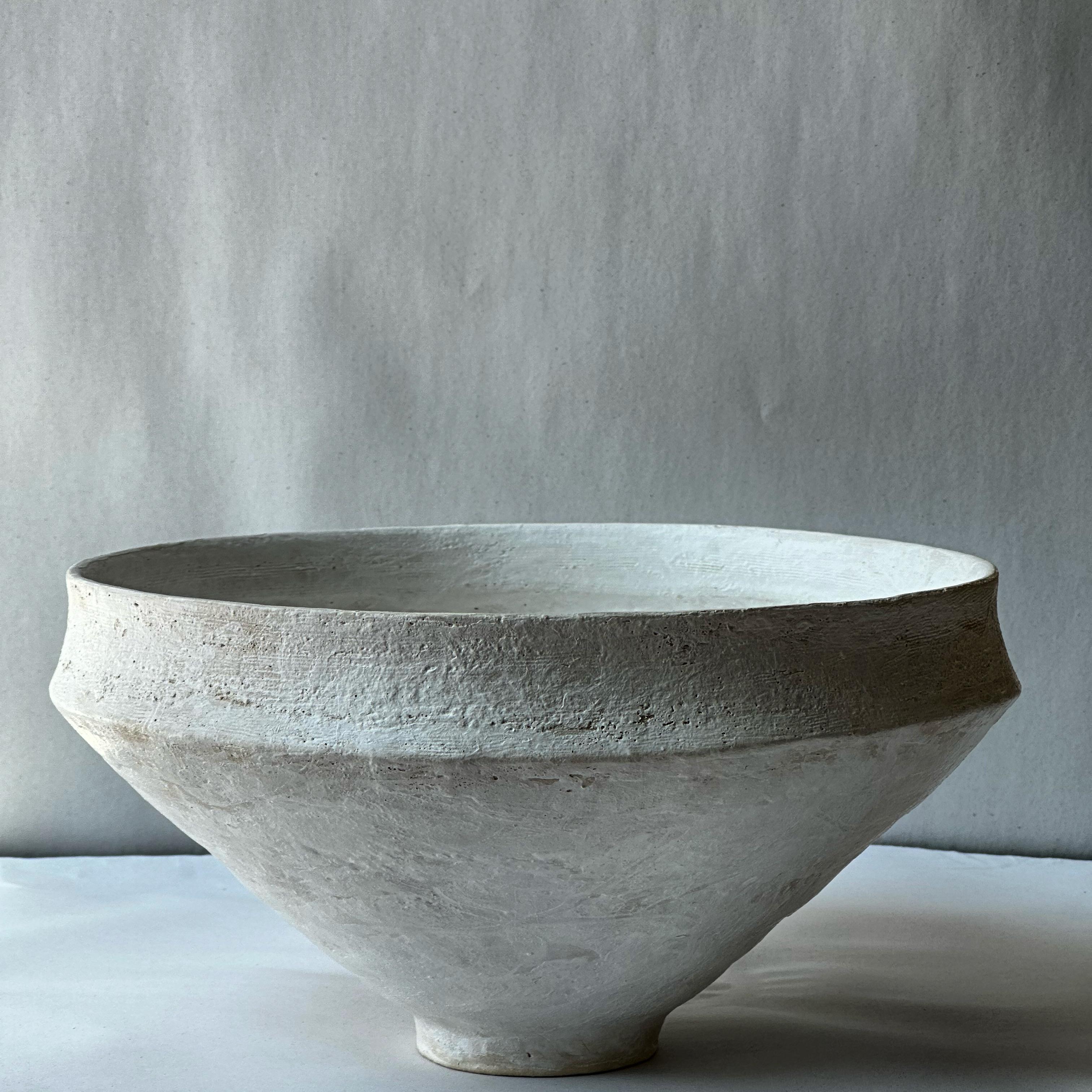 White Stoneware Roman Bowl by Elena Vasilantonaki For Sale 1