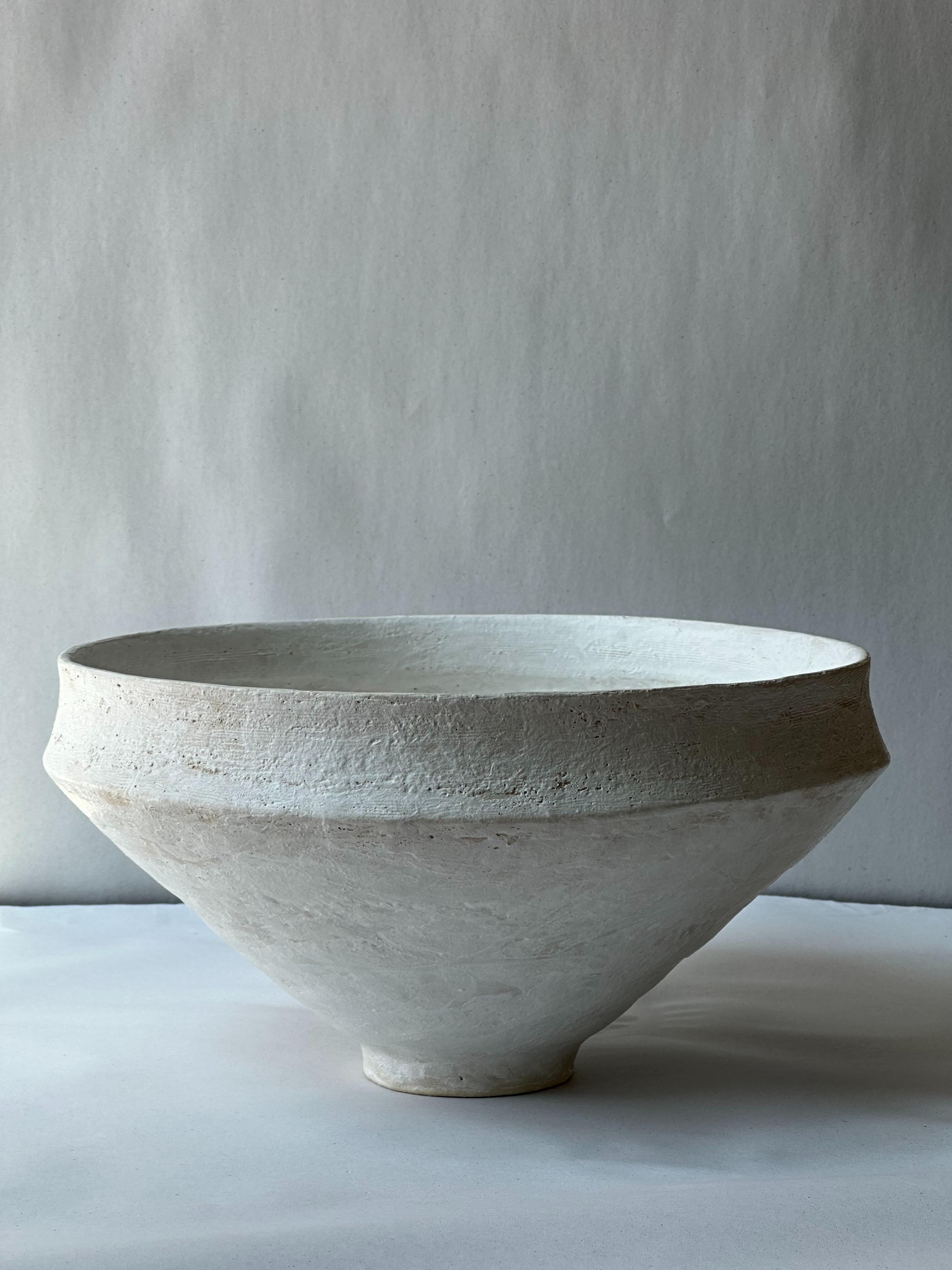 White Stoneware Roman Bowl by Elena Vasilantonaki For Sale 2
