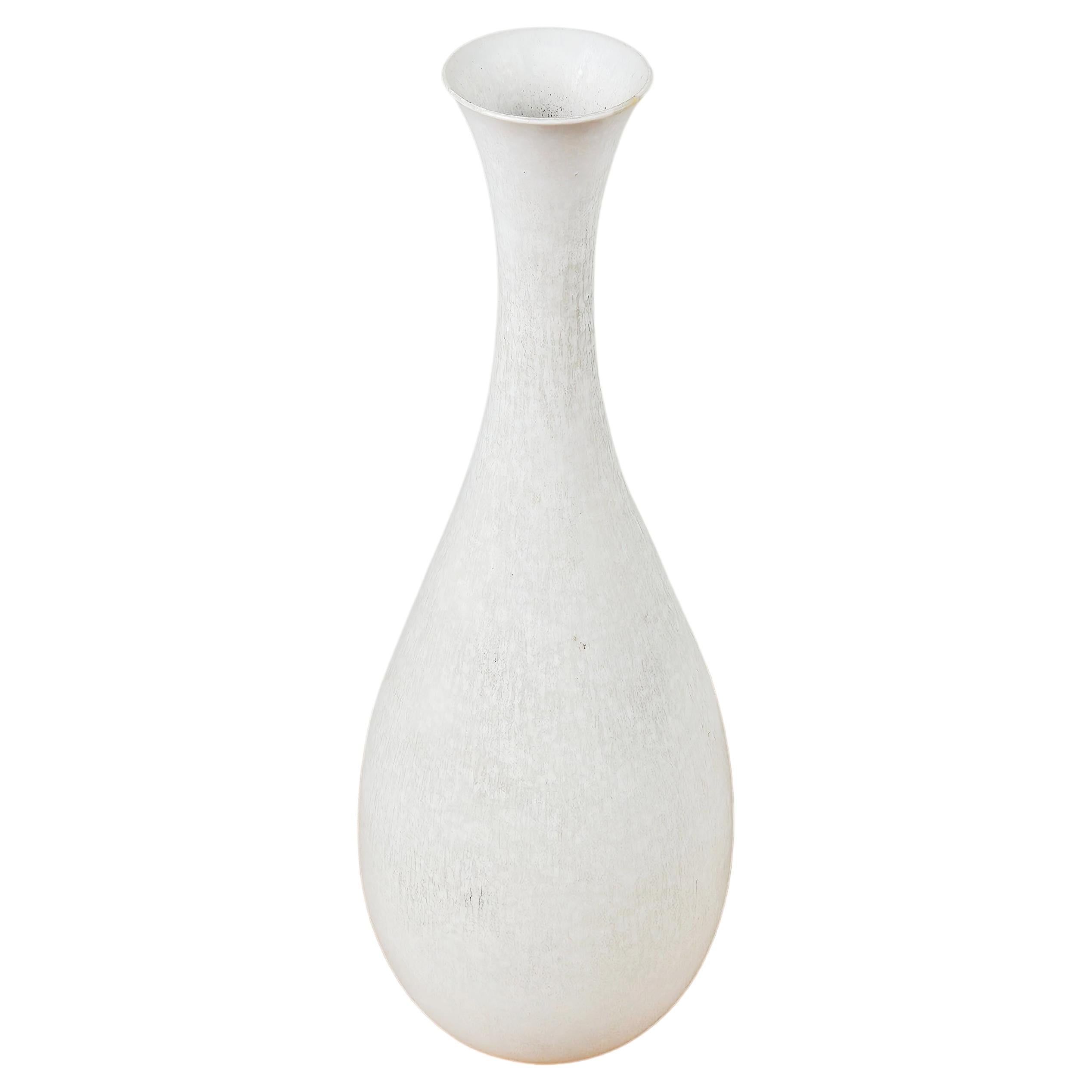 White stoneware vase by Carl-Harry Stålhane for Rörstrand, Sweden, 1960s For Sale