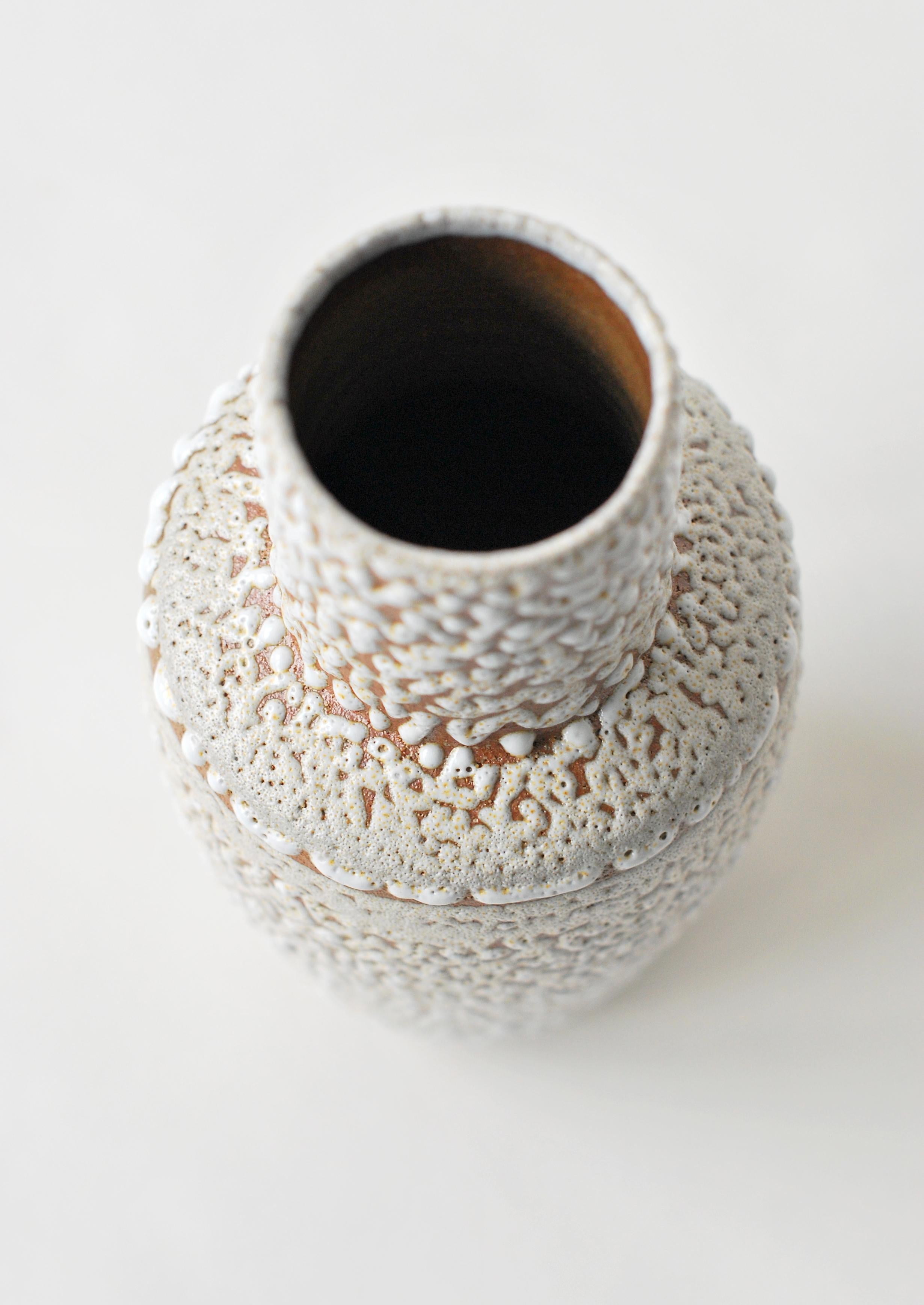 Modern White Stoneware Vase by Moïo Studio