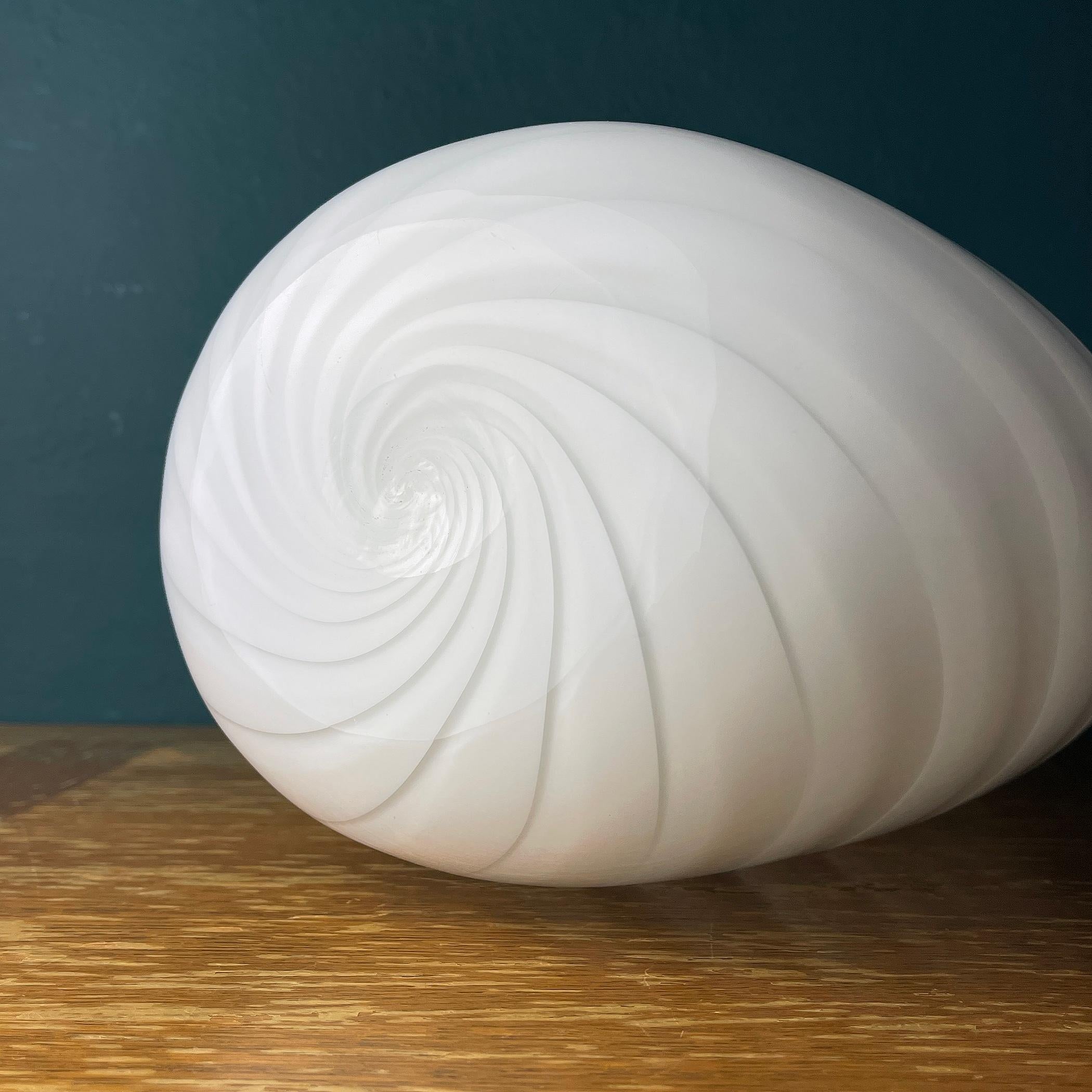 White Swirl Murano Glass Vase Italy 1980s For Sale 1