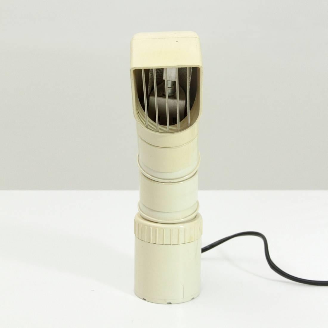Mid-Century Modern White Table Lamp 4025 by Olaf Von Bohr for Kartell, 1970s For Sale
