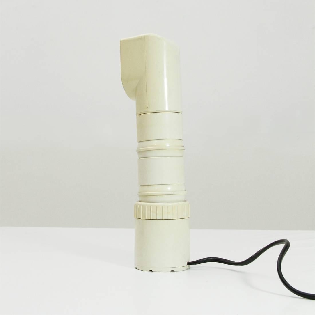 Italian White Table Lamp 4025 by Olaf Von Bohr for Kartell, 1970s For Sale