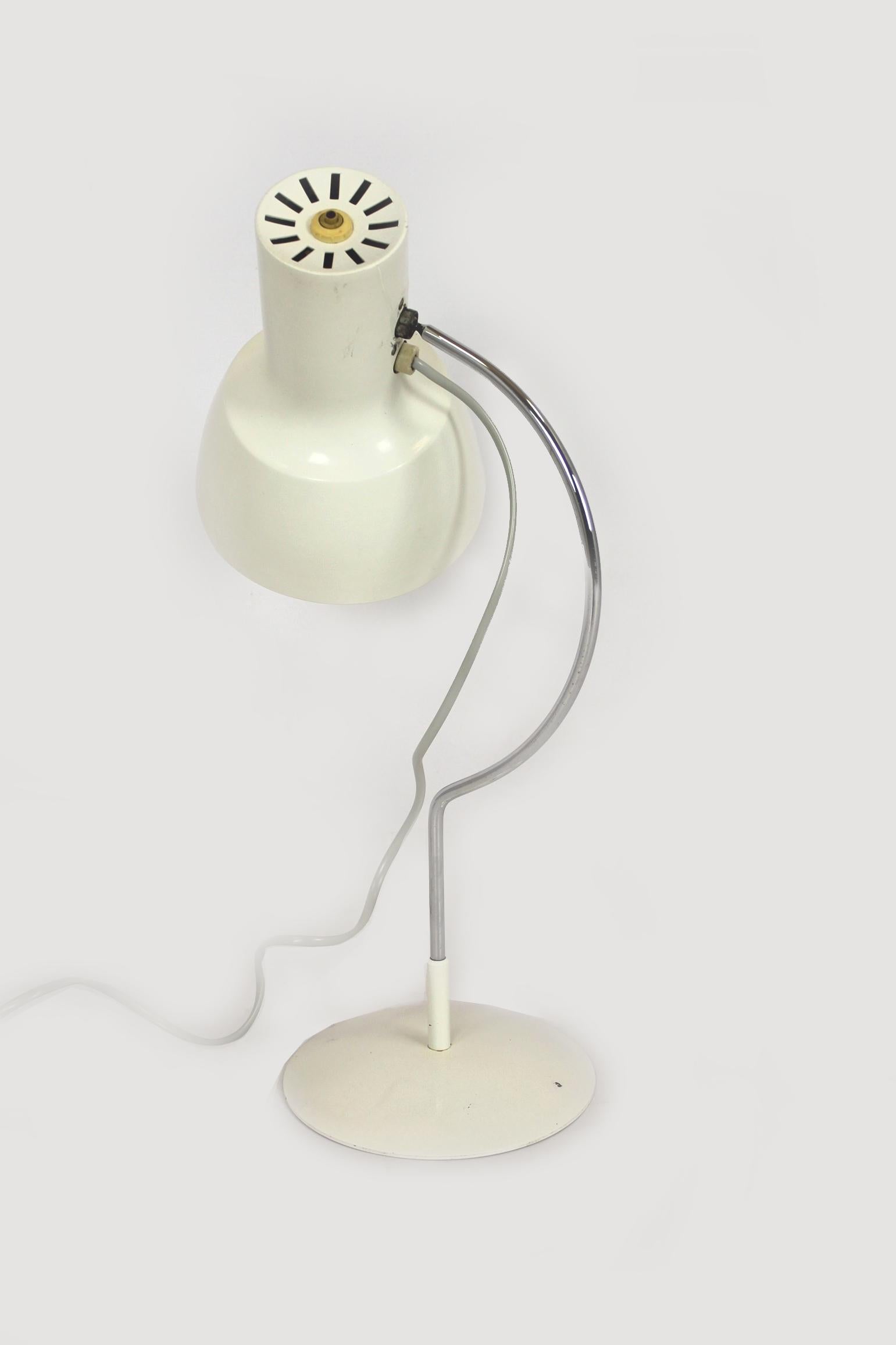 Weiße Tischlampe in Weiß von Josef Hurka für Napako, 1960er Jahre im Angebot 7
