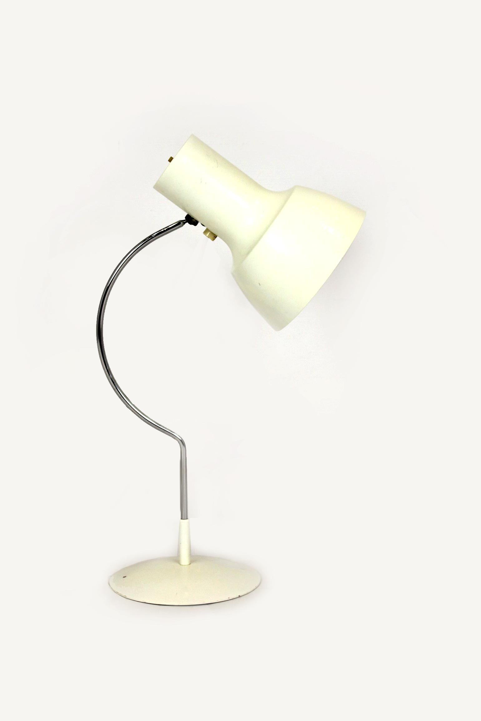 Mid-Century Modern Lampe de bureau blanche de Josef Hurka pour Napako, années 1960 en vente
