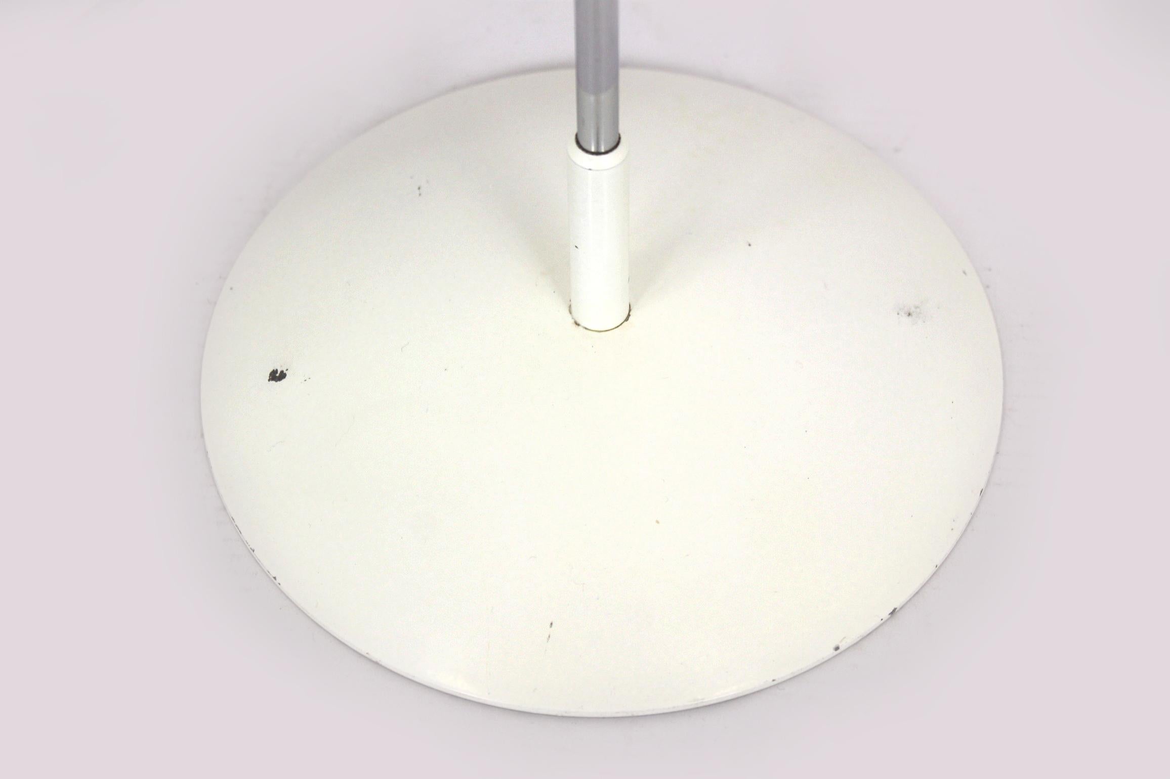 Weiße Tischlampe in Weiß von Josef Hurka für Napako, 1960er Jahre im Angebot 3