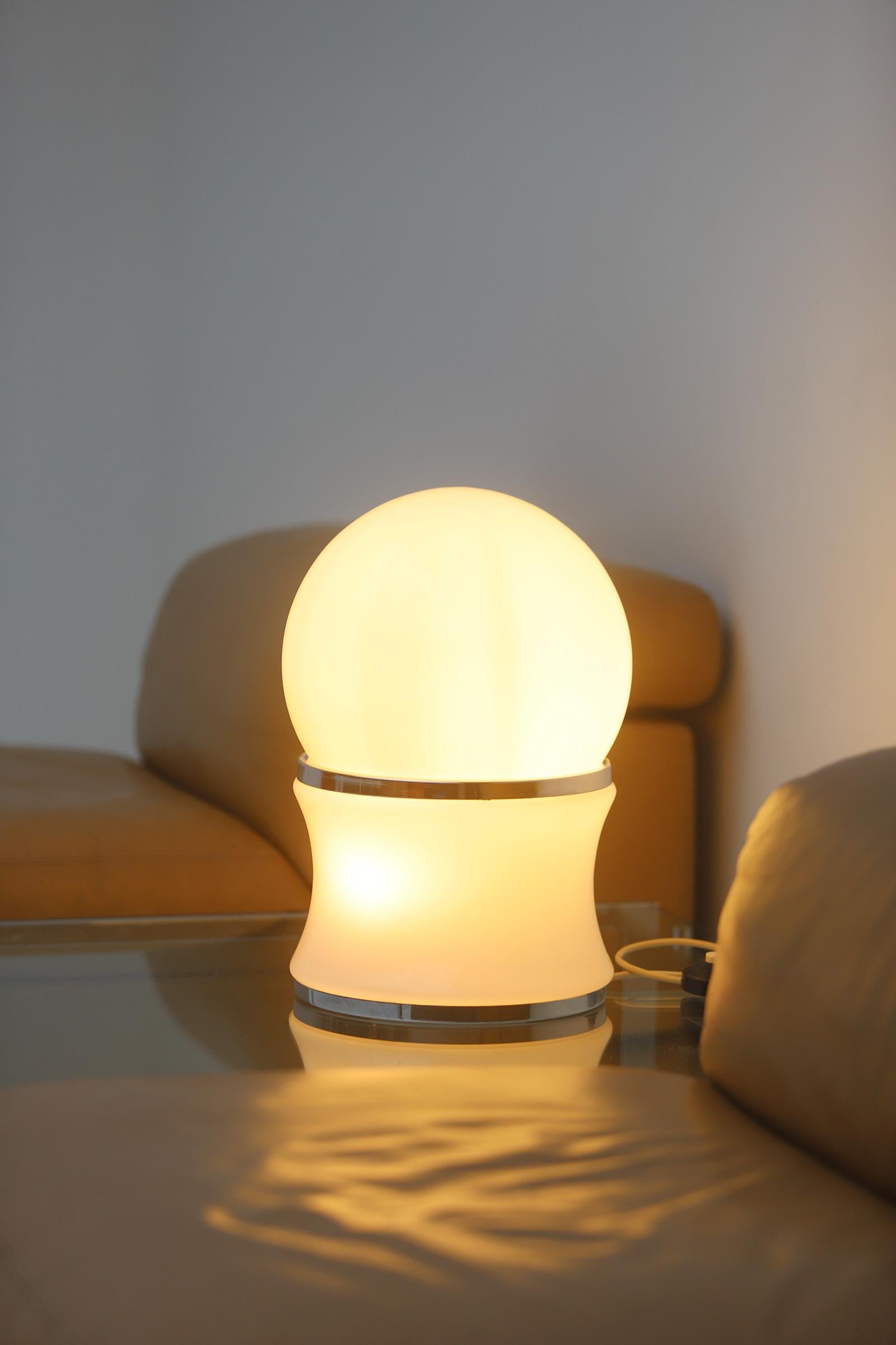 White Table Lamp in White Opaline Glass, 1970s For Sale 4