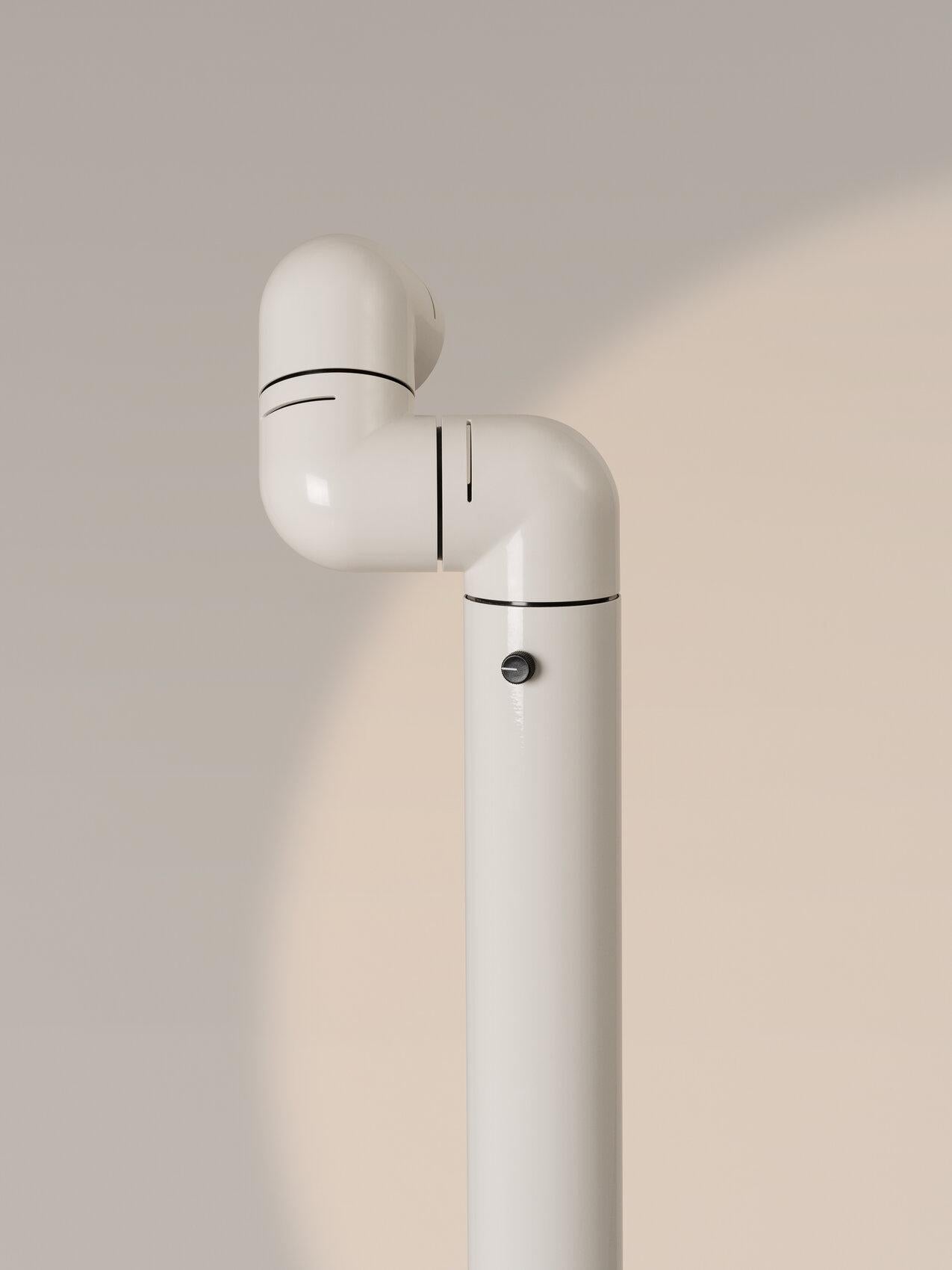White Tatu Floor Lamp by André Ricard In condizioni Nuovo in vendita a Geneve, CH