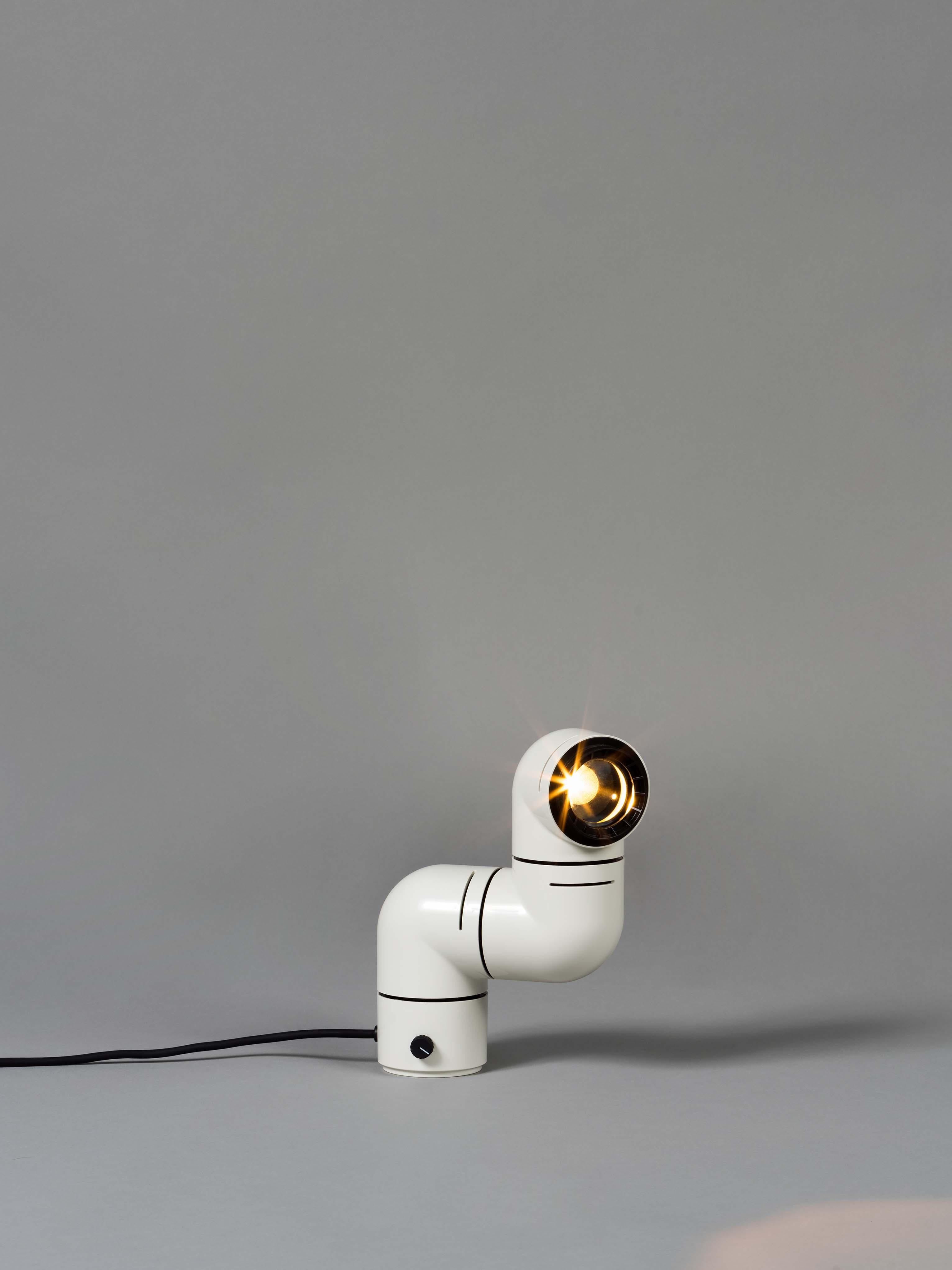 XXIe siècle et contemporain Lampe de table/applique Tatu blanche par André Ricard en vente