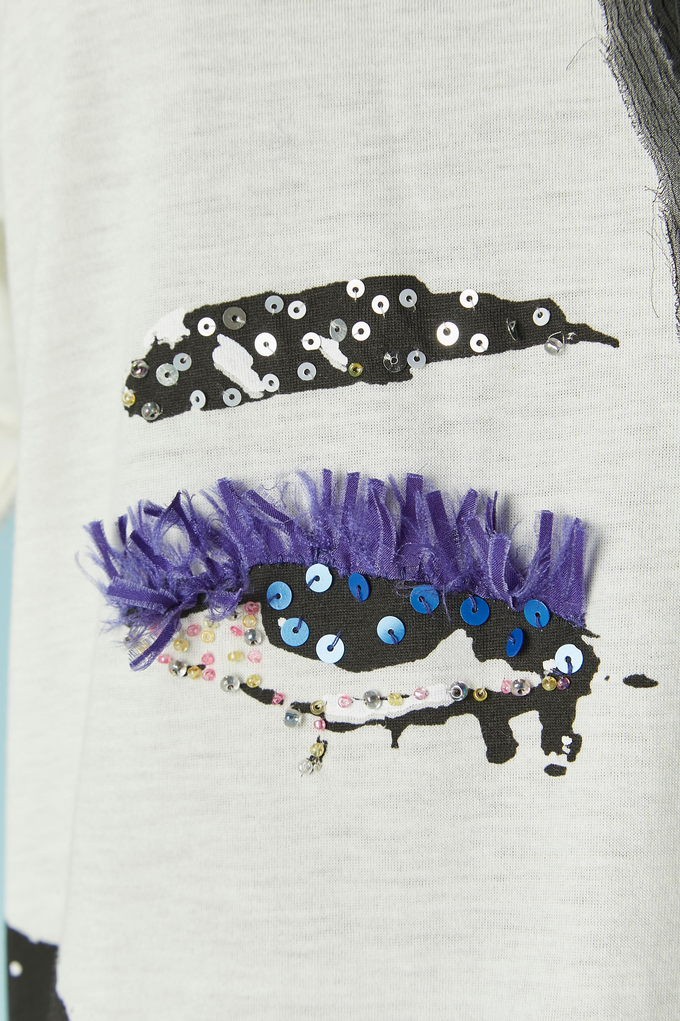 White tee-shirt with embroideries and beadwork Lanvin by Alber Elbaz In Excellent Condition For Sale In Saint-Ouen-Sur-Seine, FR