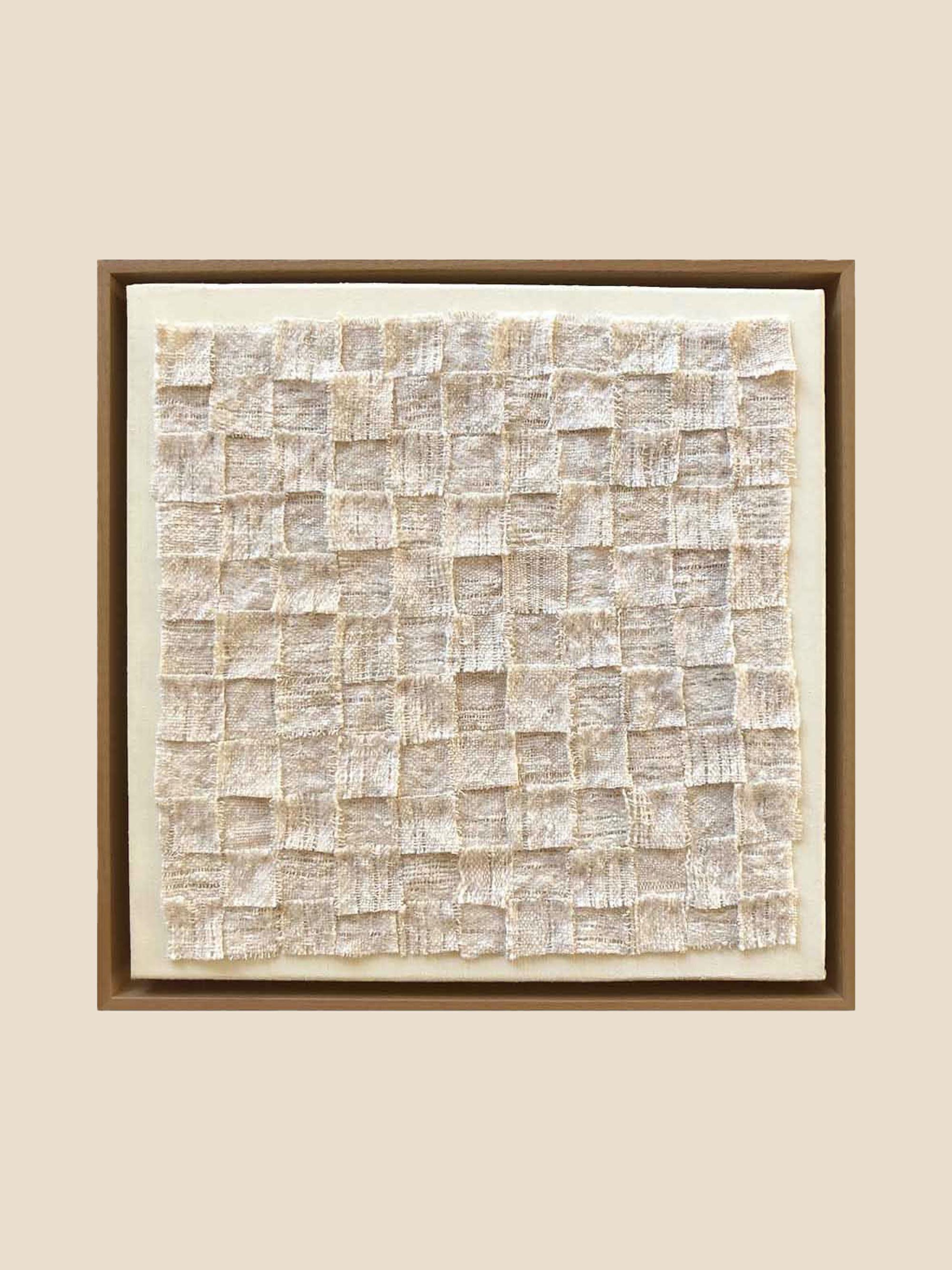 Pièce murale en textile blanc, fabriquée à la main en laine tissée à la main en vente 4