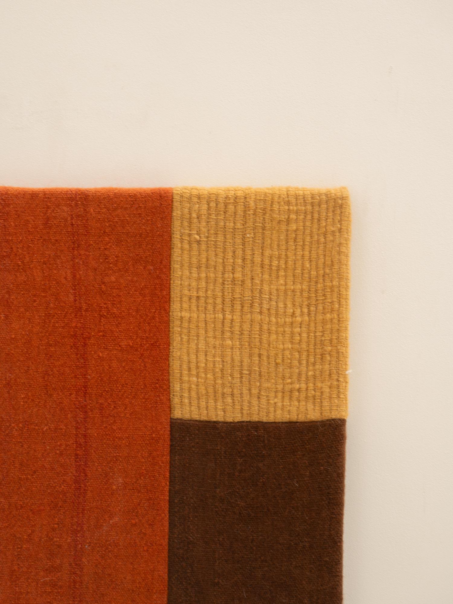 Weißes Textil-Kunstwerk, aus handgesponnener Wolle, handgefertigt im Angebot 5