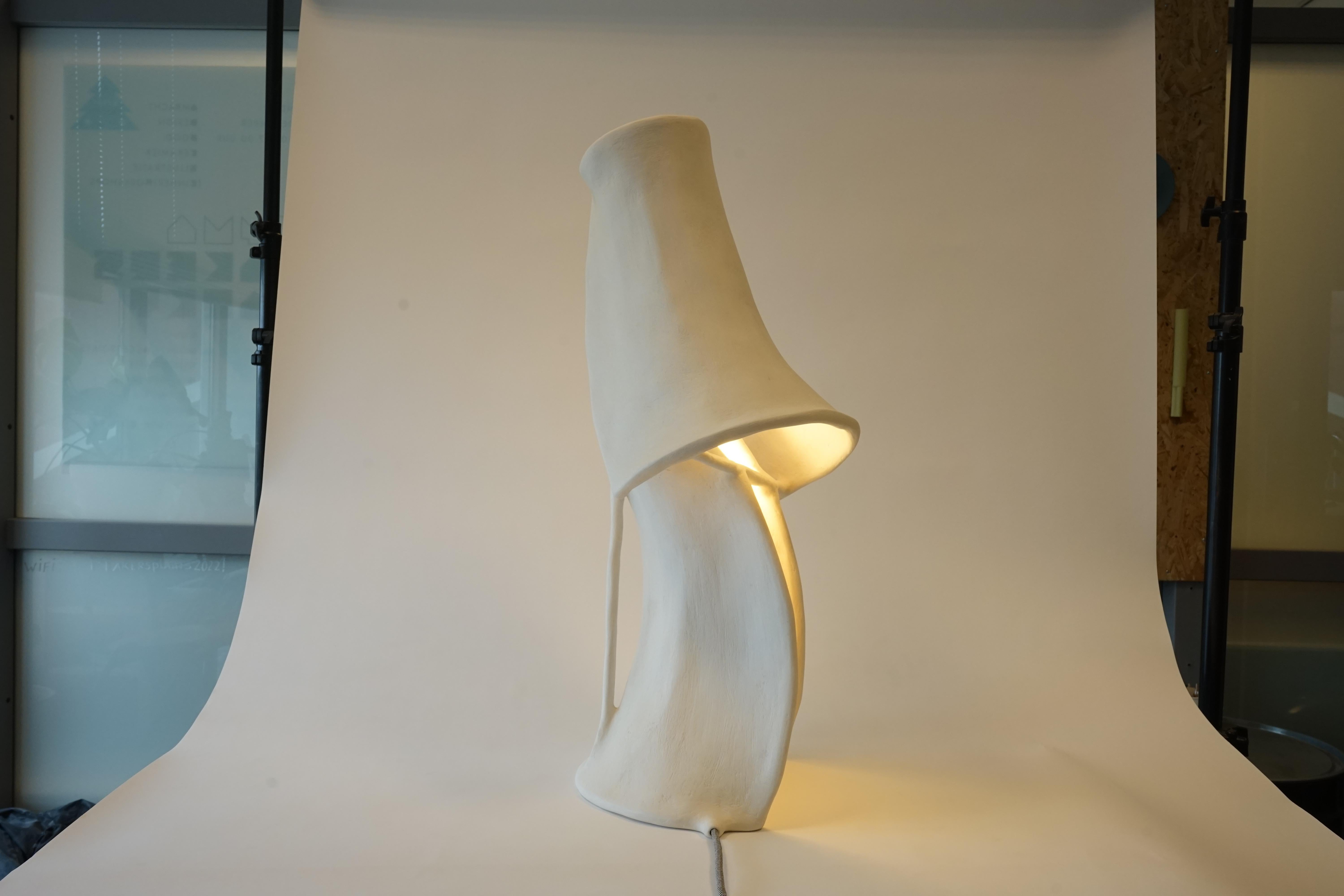 Contemporary Design White Textured Curved Sculptures Lamp by Jordan van der Ven For Sale 2
