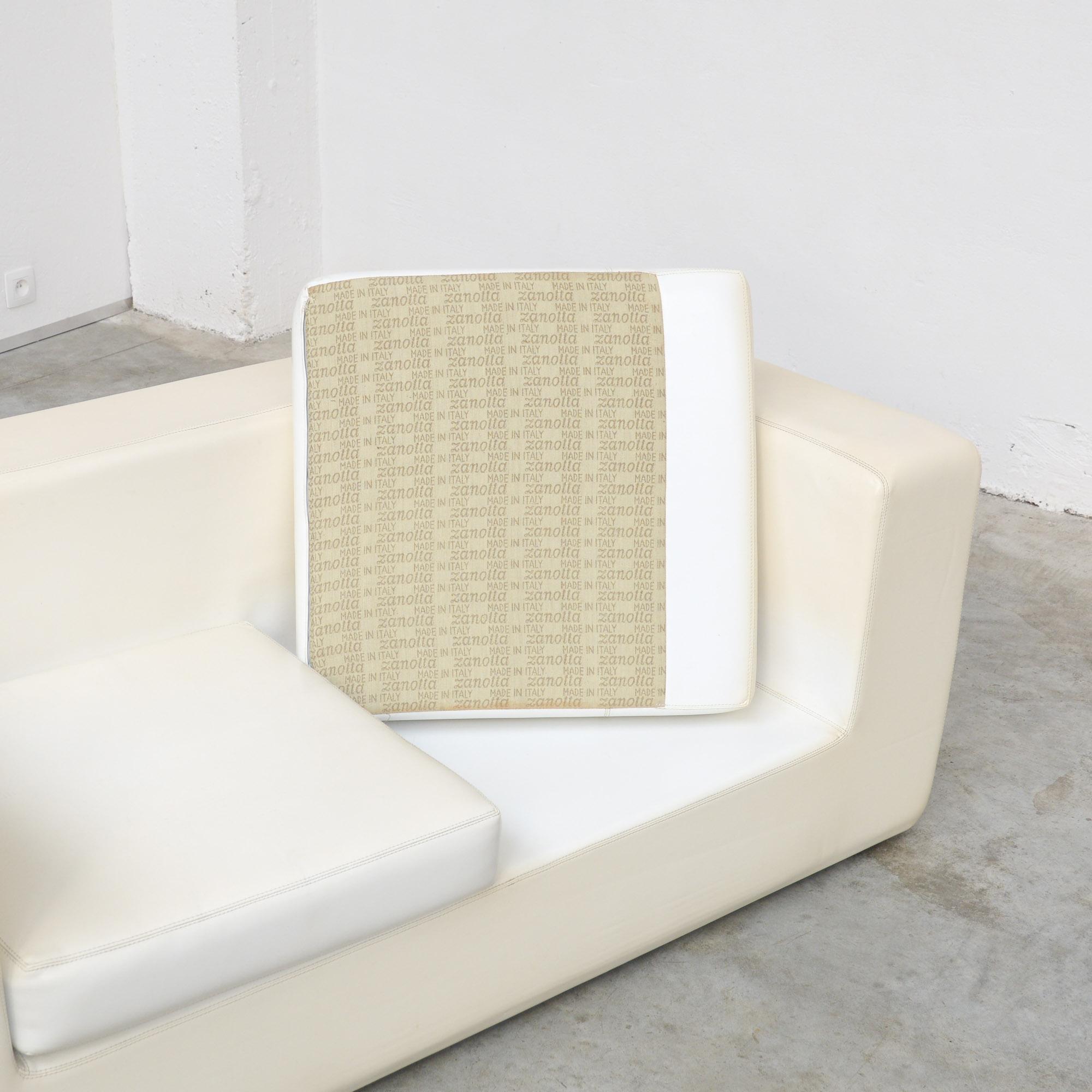 White Throw-Away Sofa by Willie Landels for Zanotta, 1965 3