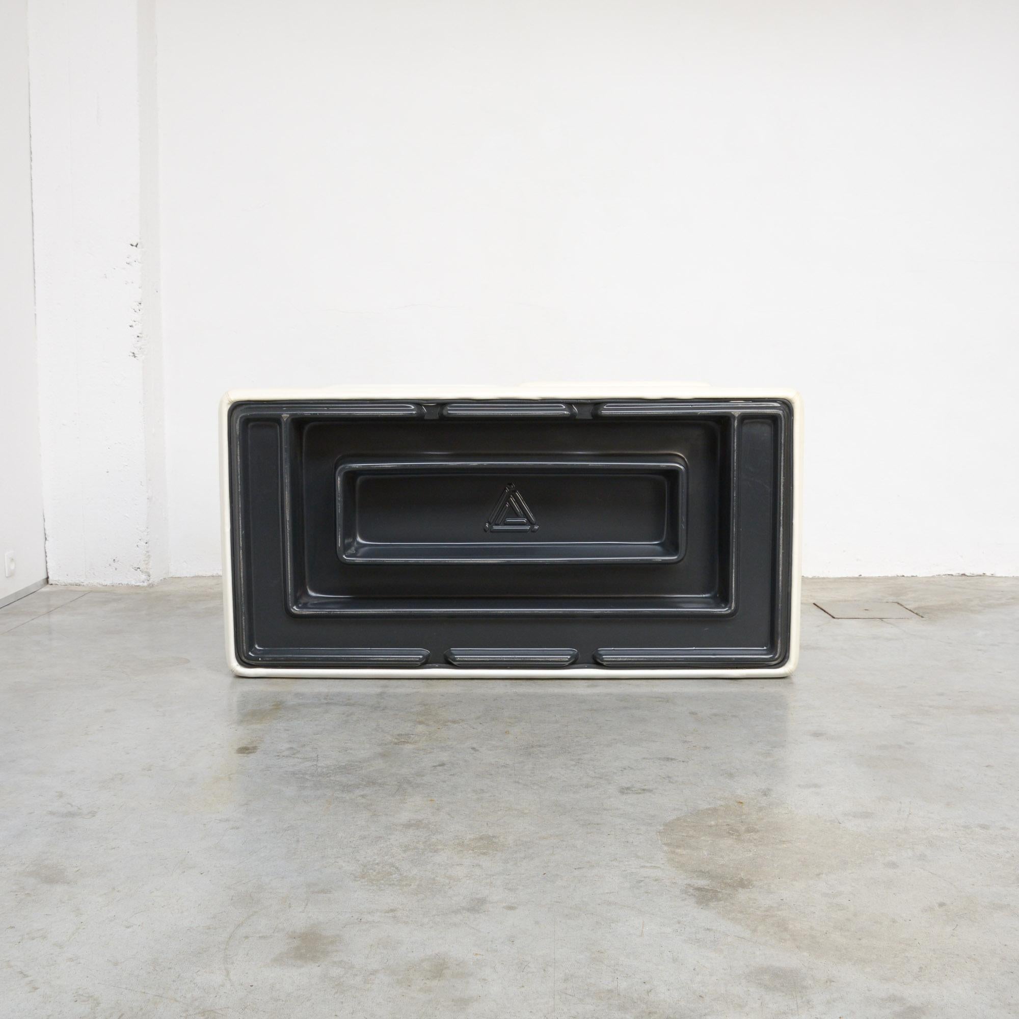 White Throw-Away Sofa by Willie Landels for Zanotta, 1965 6