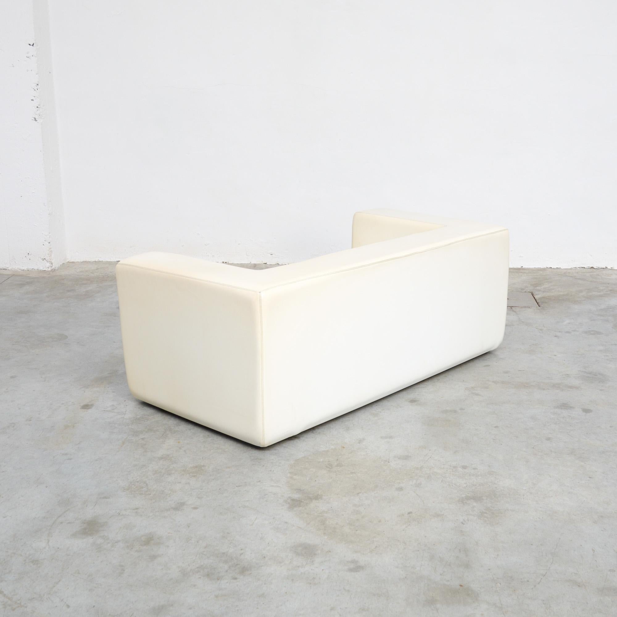 Italian White Throw-Away Sofa by Willie Landels for Zanotta, 1965