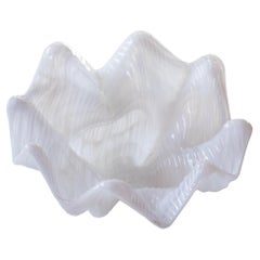 Ciotola bianca Toni Zuccheri "Ninfea", Venini, Murano, 1960