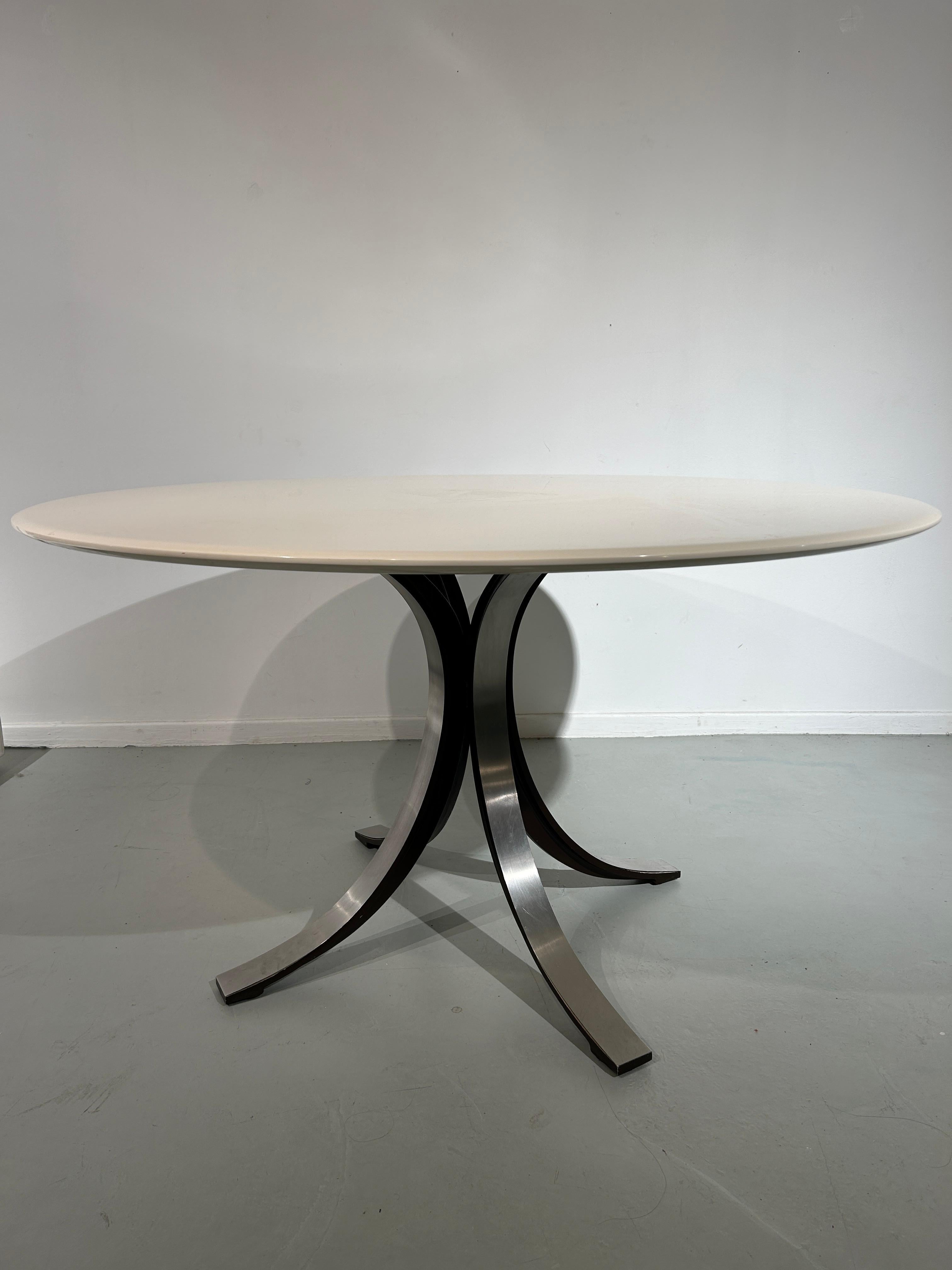 Mid-Century Modern White top round dining table by Osvaldo Borsani For Sale