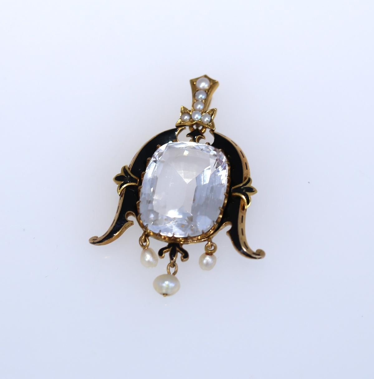 White Topaz Pendant Pearl Enamel Yellow Gold, 1890 For Sale 7