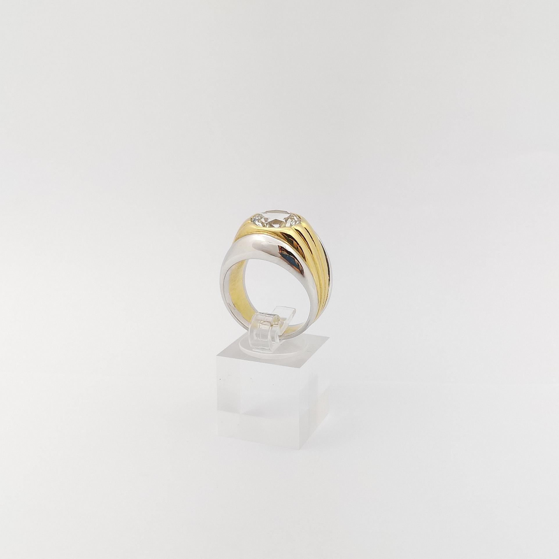 White Topaz Ring set in 18K Yellow/White Gold Settings For Sale 4