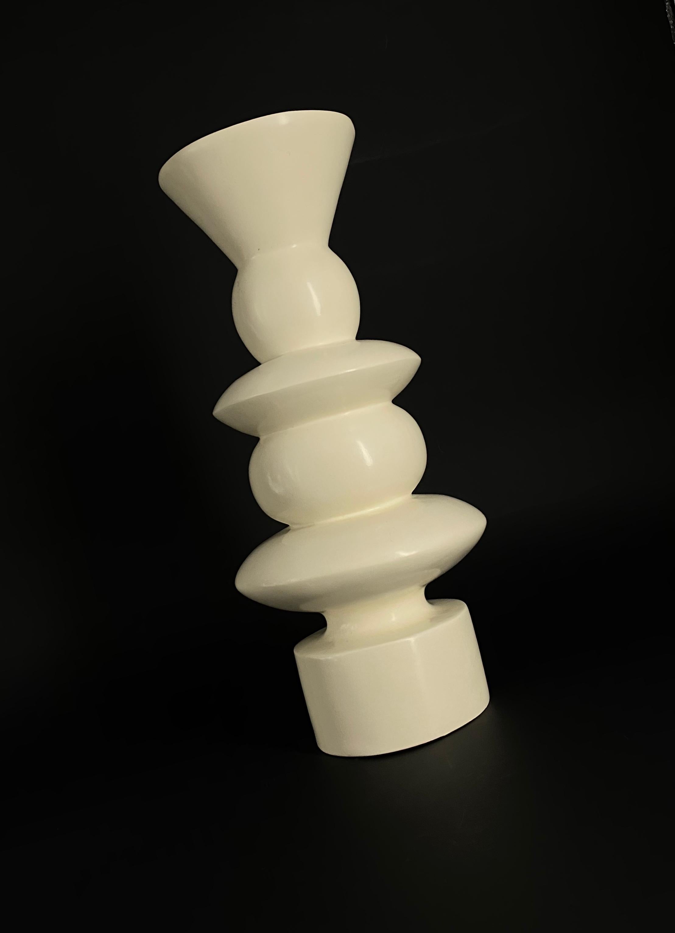 White TOTEM, Candle Holder, Sottsass Style, Lacquered Wood, circa 1980 For Sale 1