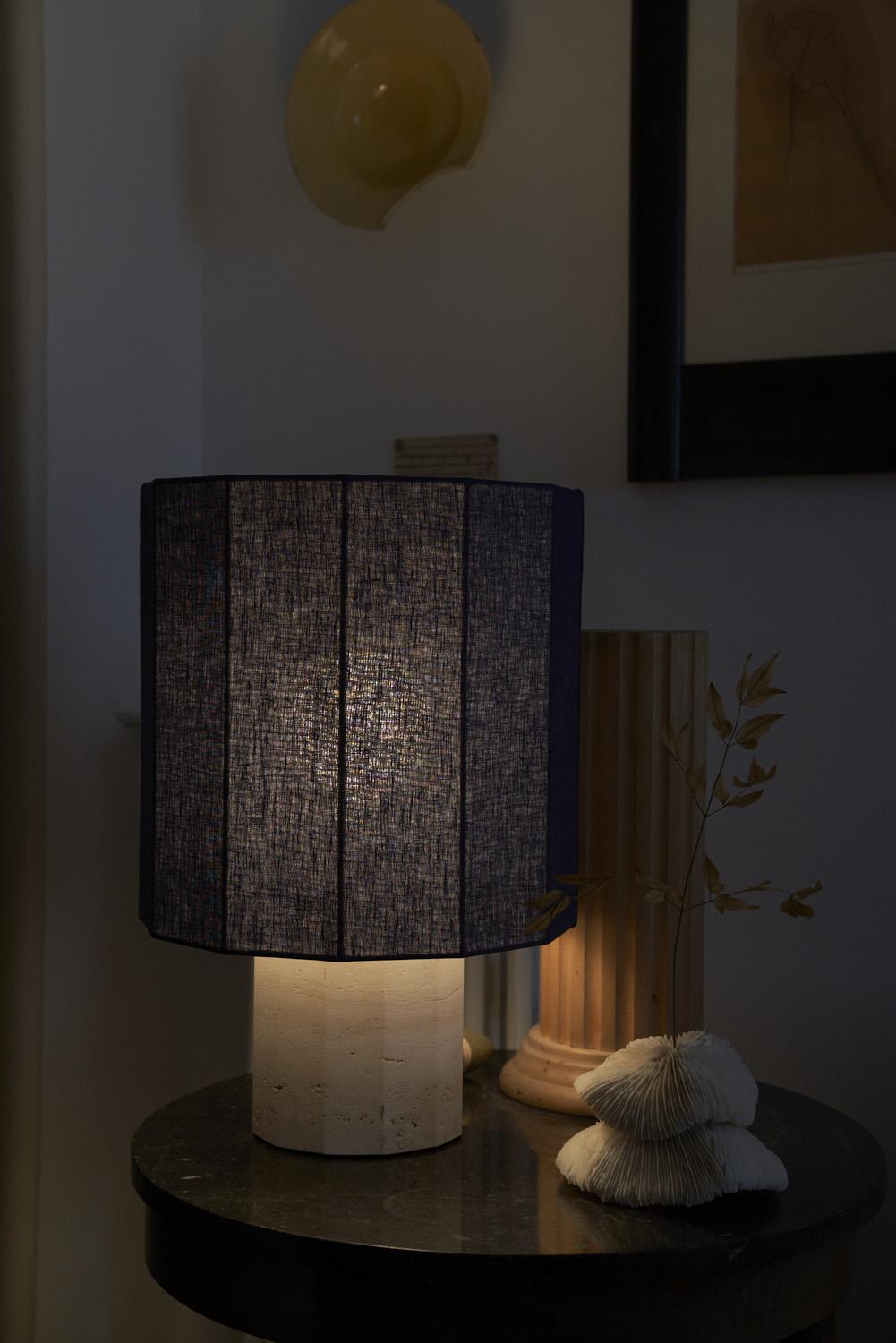 White Travertine Medium Roma II Dodecagon Table Lamp by NASSI In New Condition For Sale In Geneve, CH