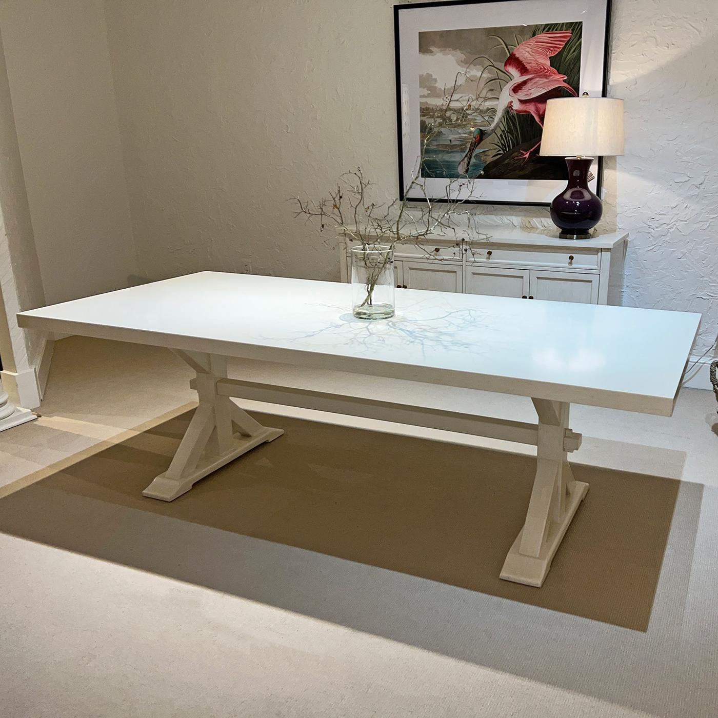 XXIe siècle et contemporain Table de salle à manger blanche à tréteaux en vente