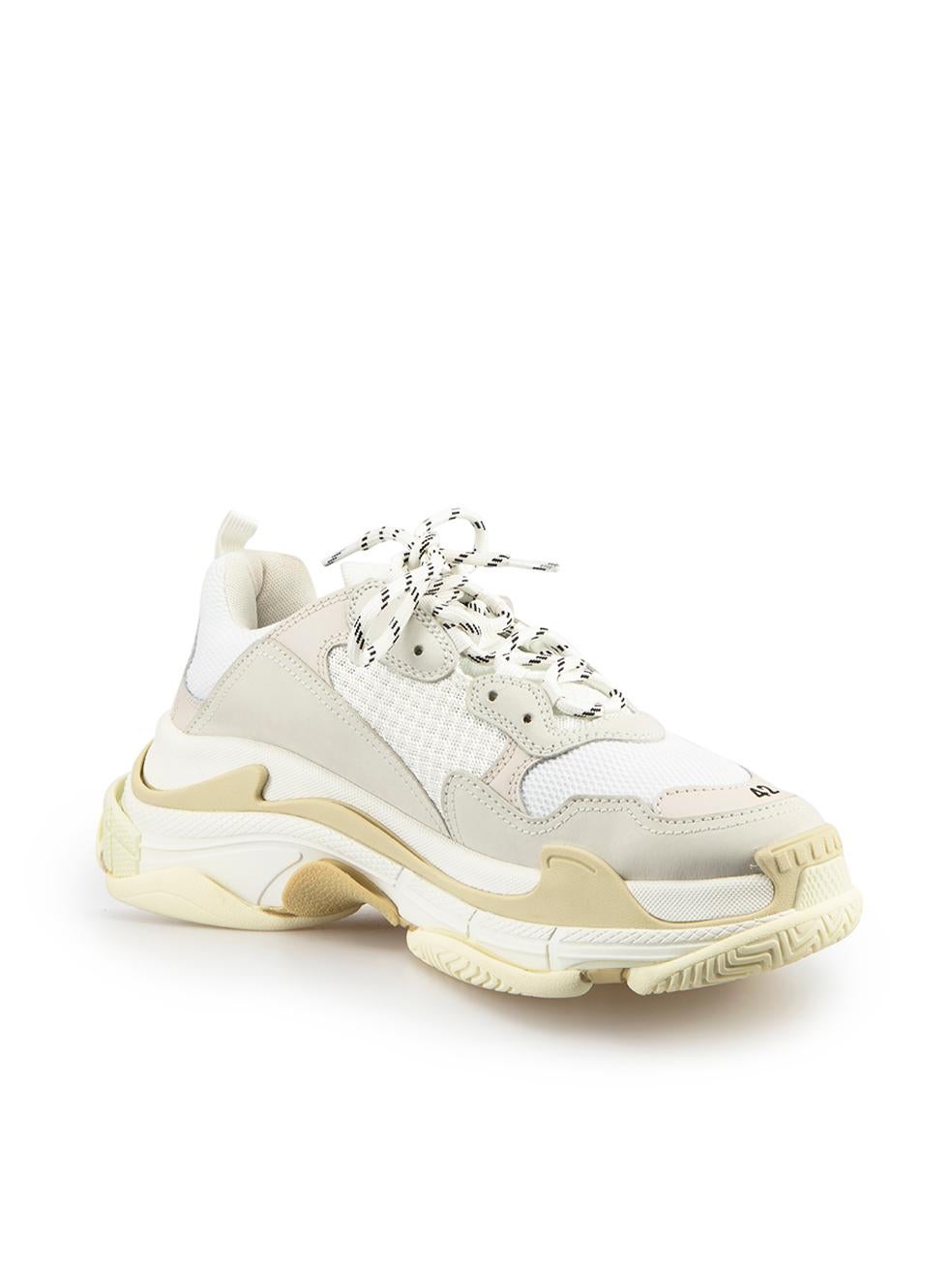 CONDITION is Never worn, with tags. No visible wear to trainers is evident on this new Balenciaga designer resale item. Original box and dustbag included.
 
 Details
  Unisex
 White, grey and beige
 Mesh and leather
 Low top trainers
 Chunky heel