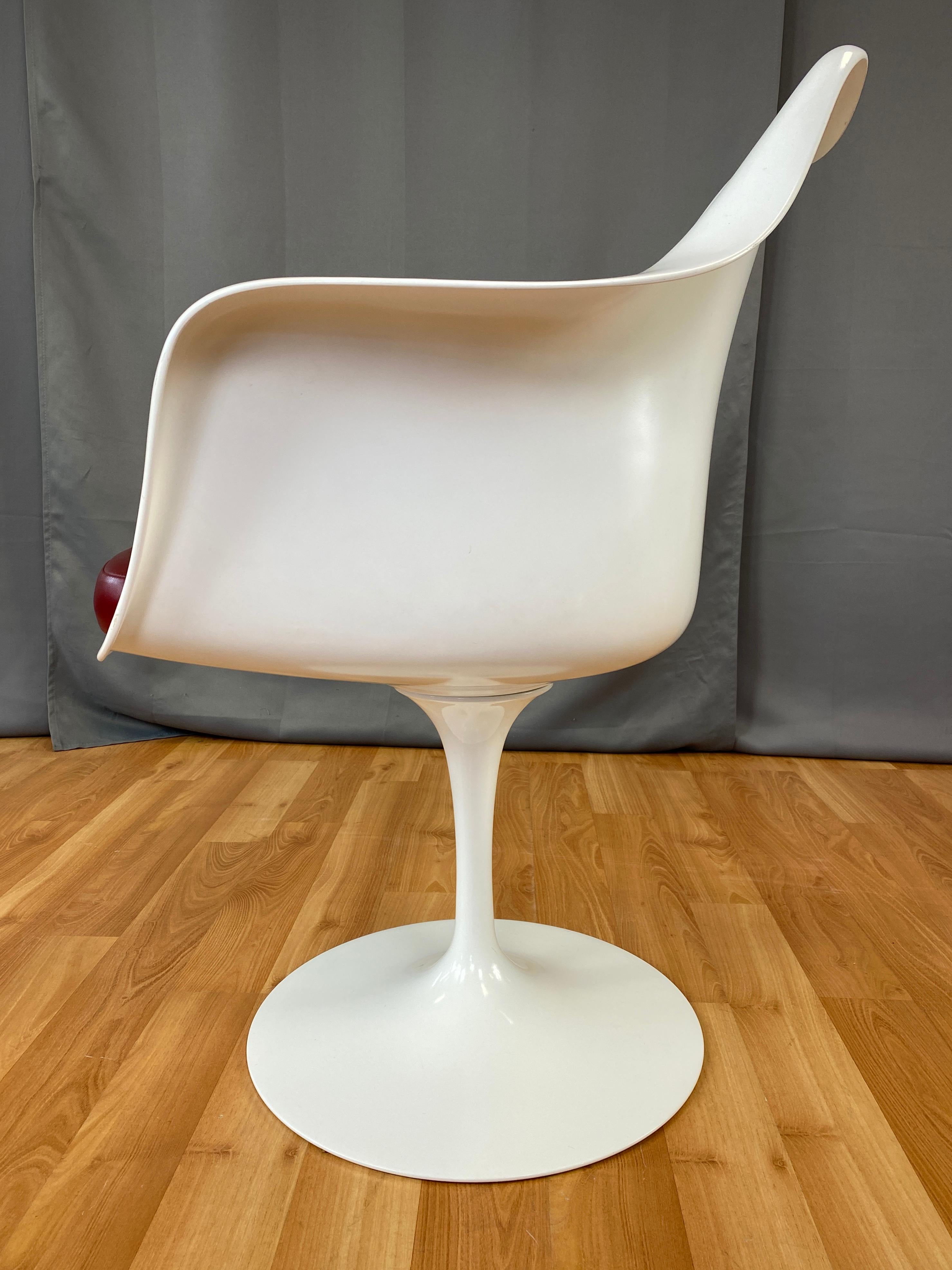 Mid-Century Modern White Tulip Armchair w/Red Leather Eero Saarinen for Knoll A