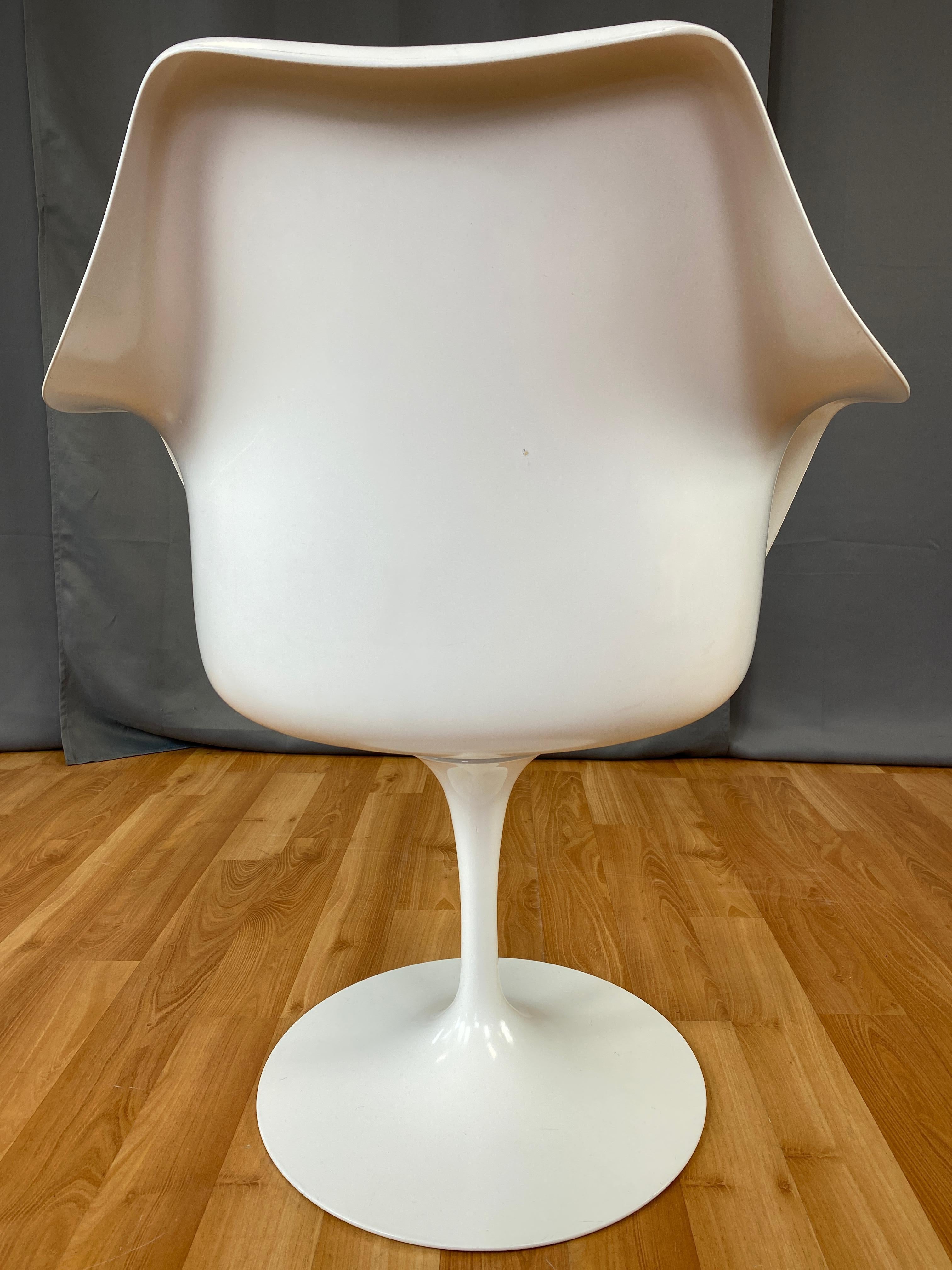 Contemporary White Tulip Armchair w/Red Leather Eero Saarinen for Knoll B