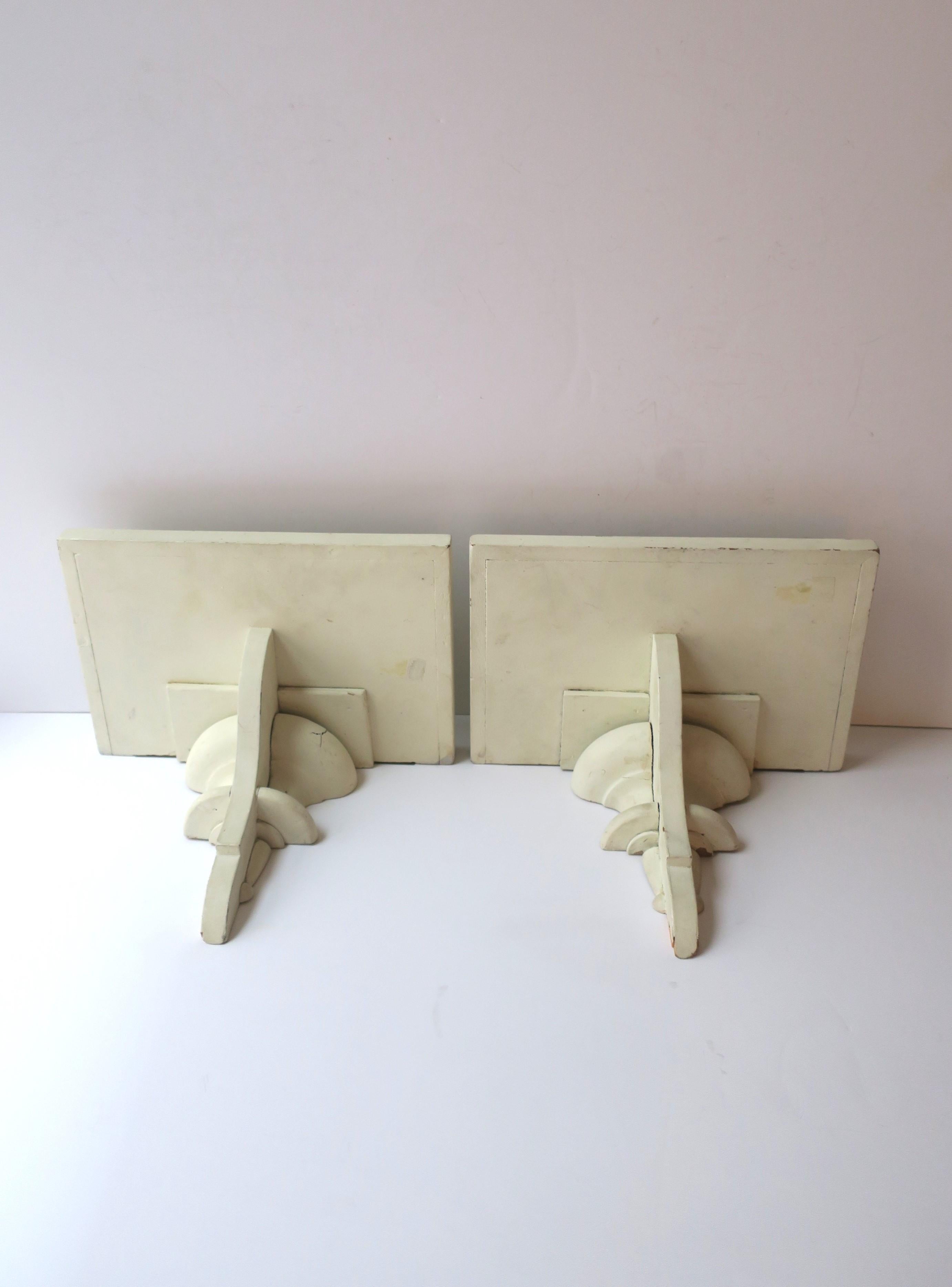 White Turned Wood Wall Shelves for Vases, Sculpture, Decorative Objects, Pair For Sale 11